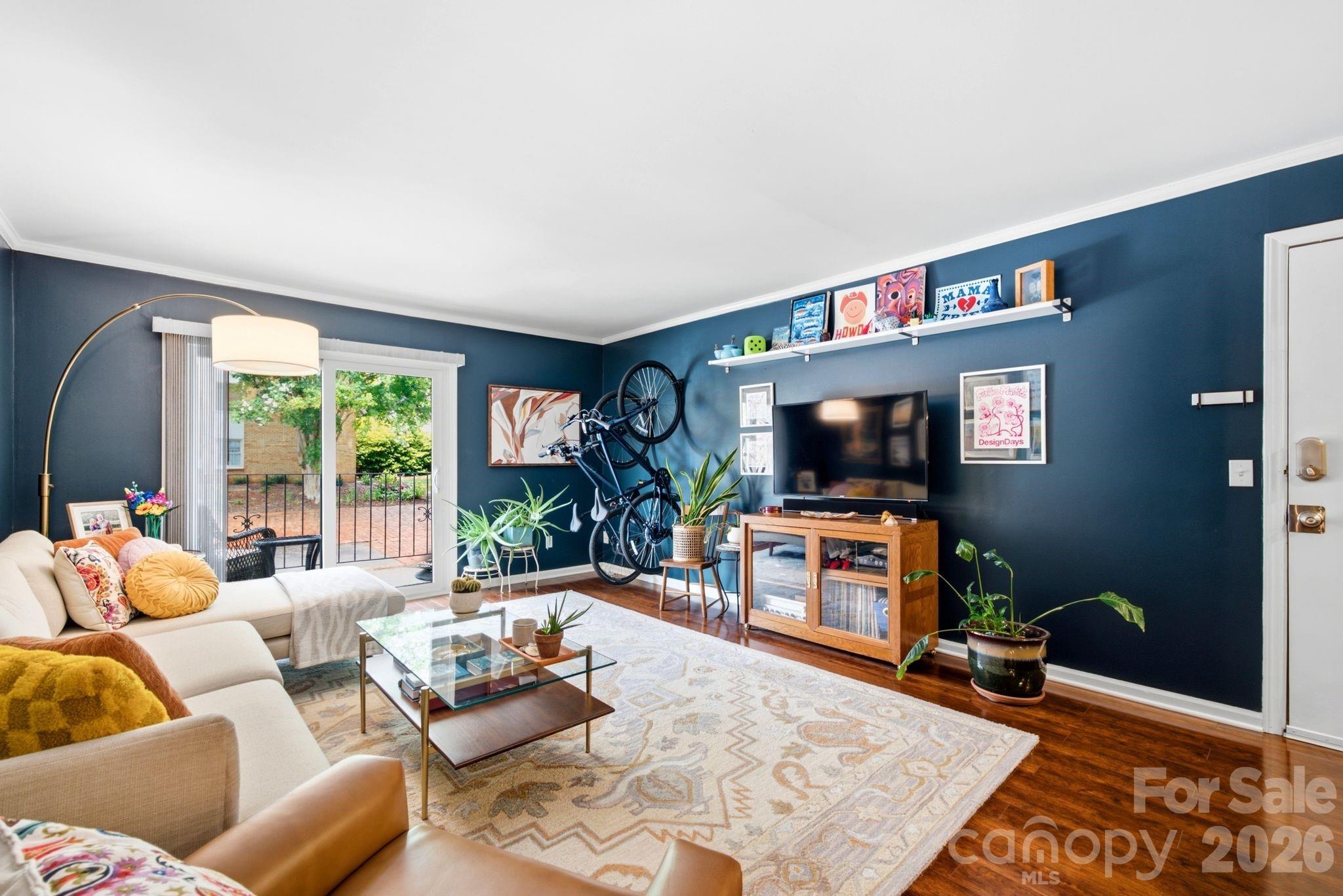 4739 Hedgemore Drive Unit H Property Photo 3