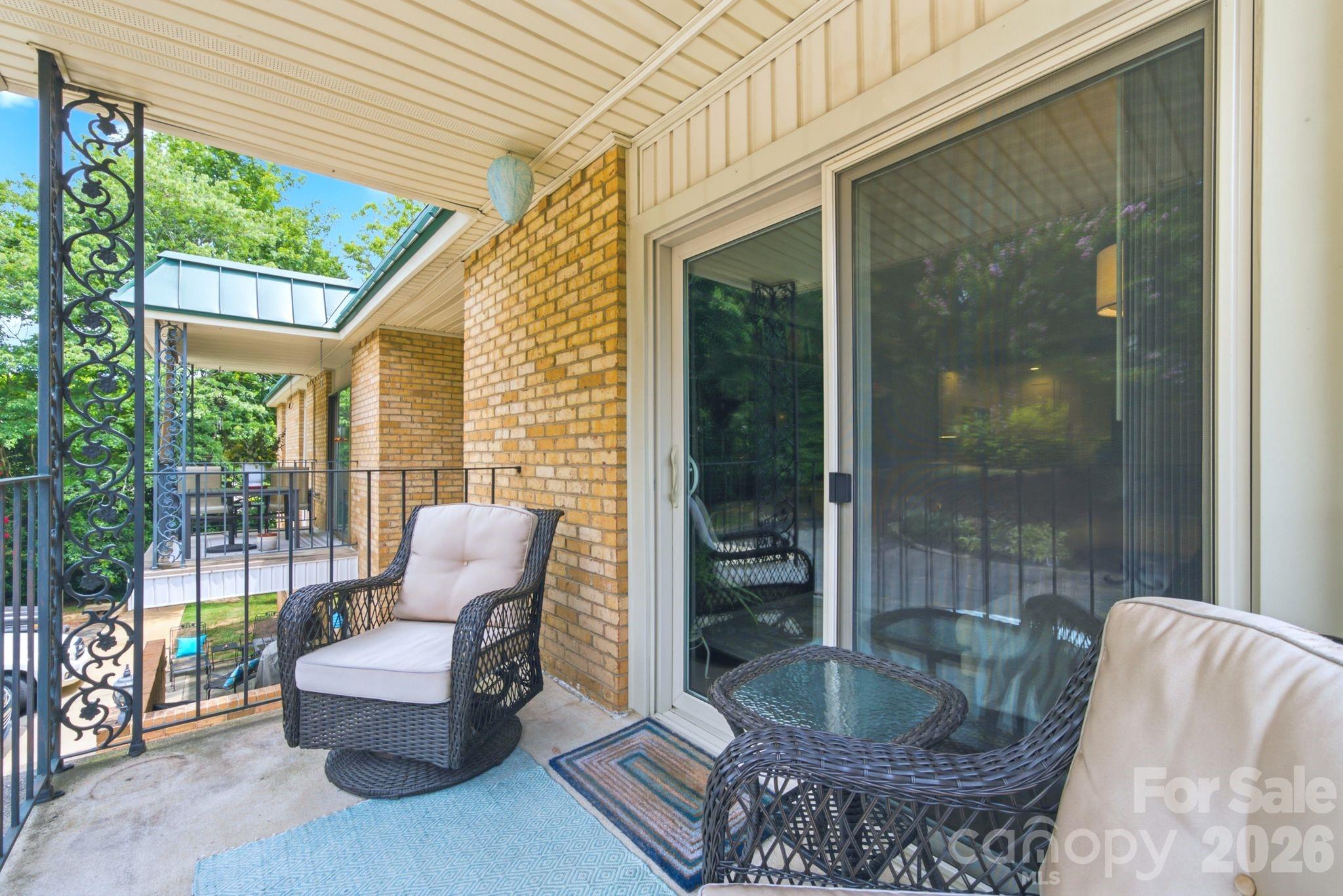 4739 Hedgemore Drive Unit H Property Photo 22