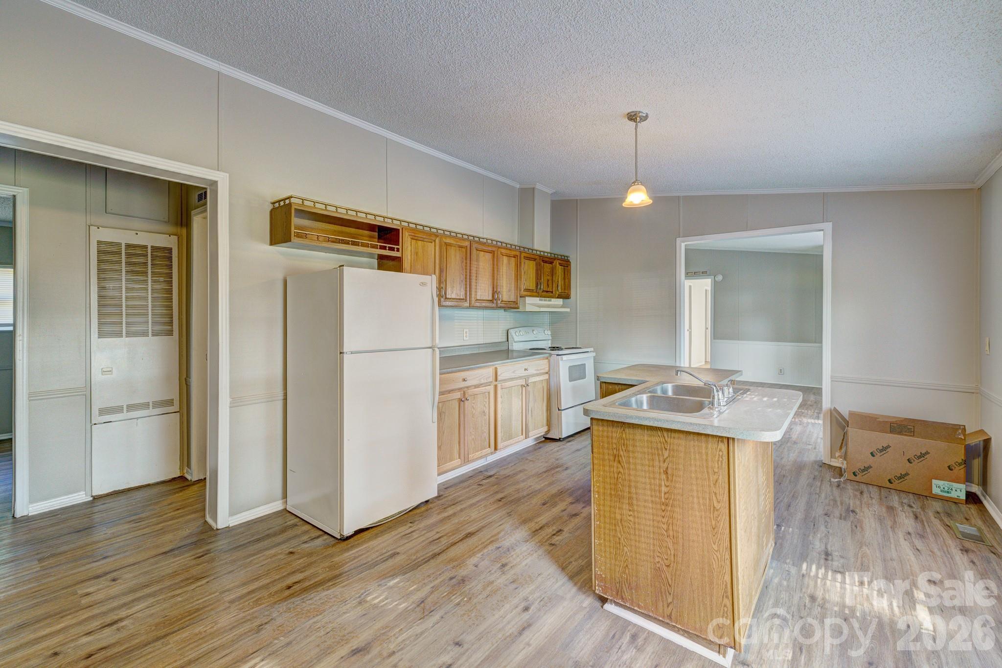 109 Indian Creek Drive Property Photo 13