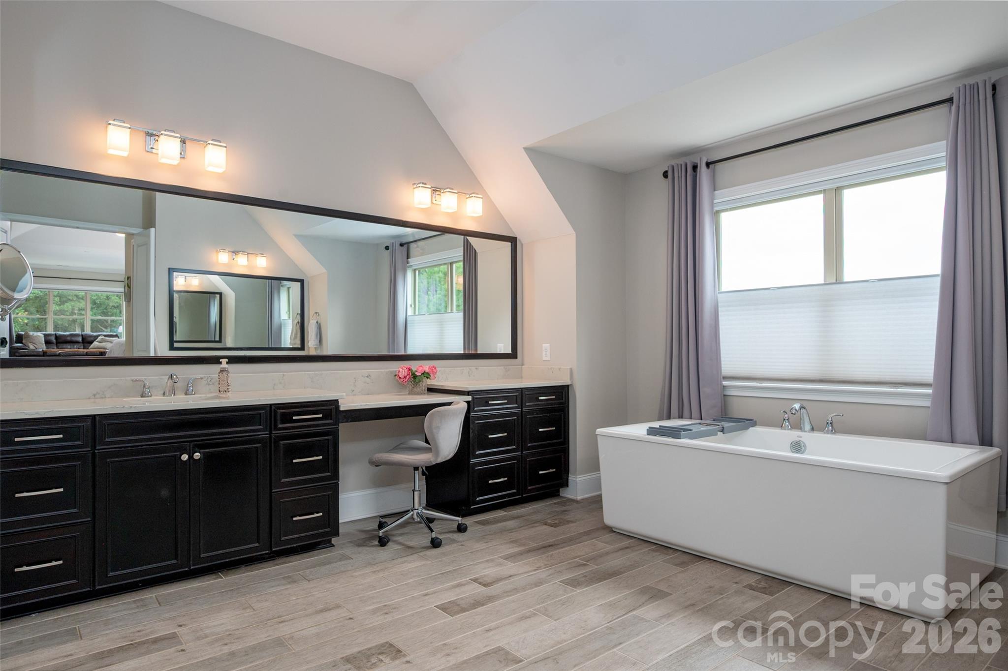 4013 Flowering Peach Road Property Photo 34