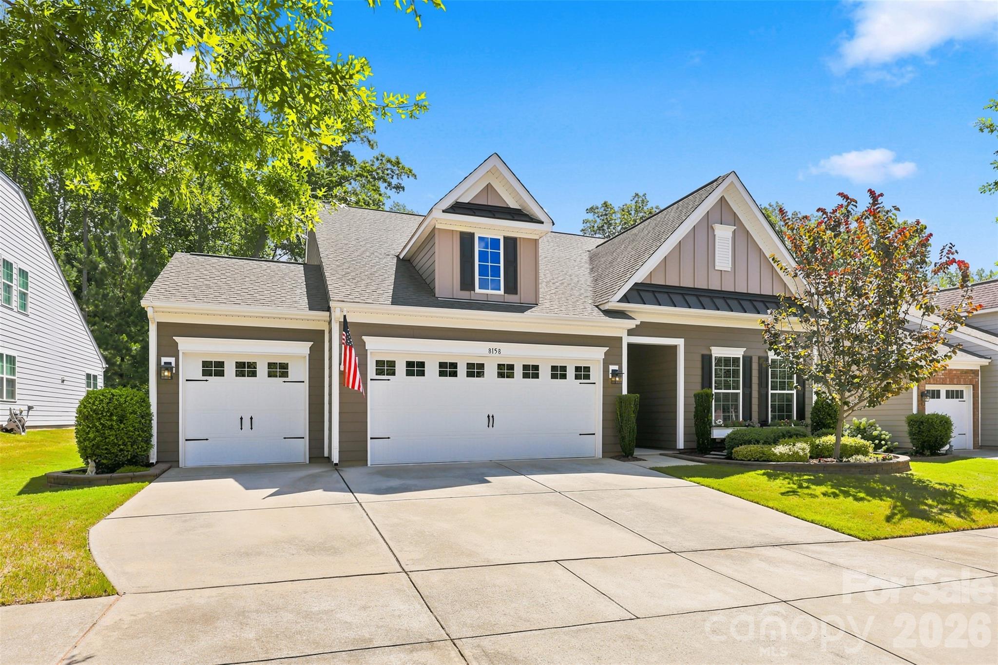 8158 Asher Chase Trail Property Photo 1