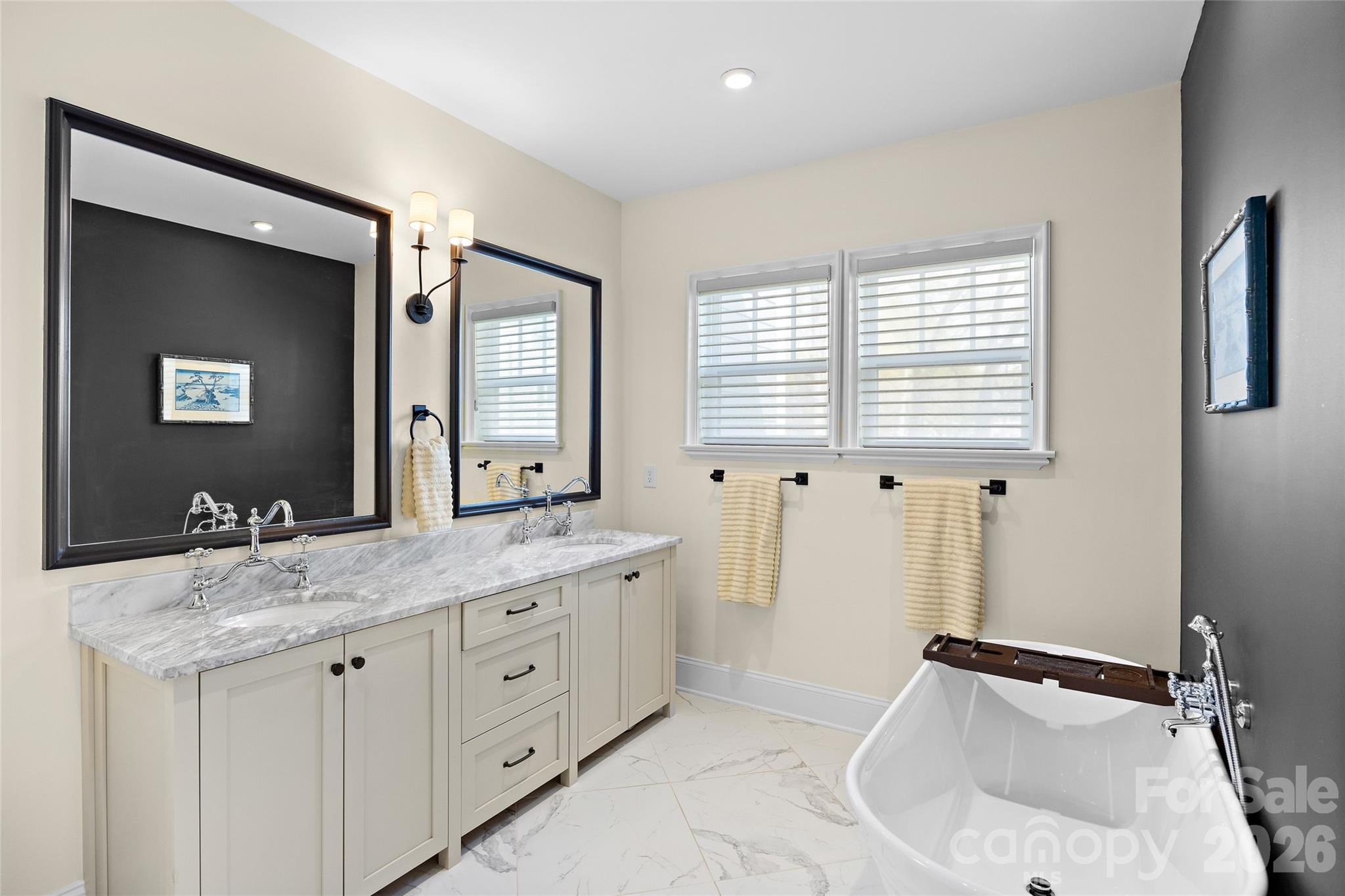 2649 Chesterfield Avenue Property Photo 27