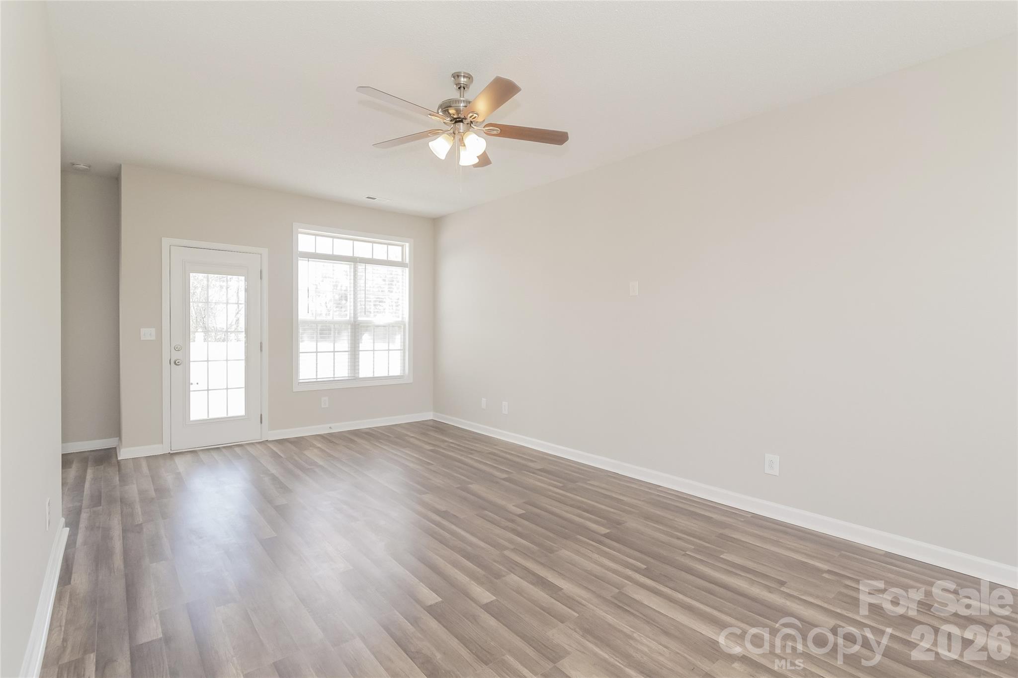 104 Lenox Lane Property Photo 10