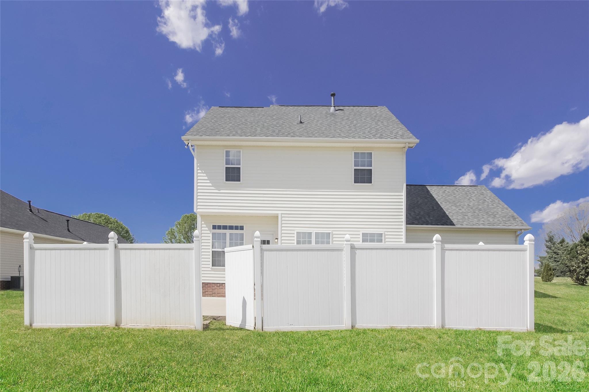 104 Lenox Lane Property Photo 15