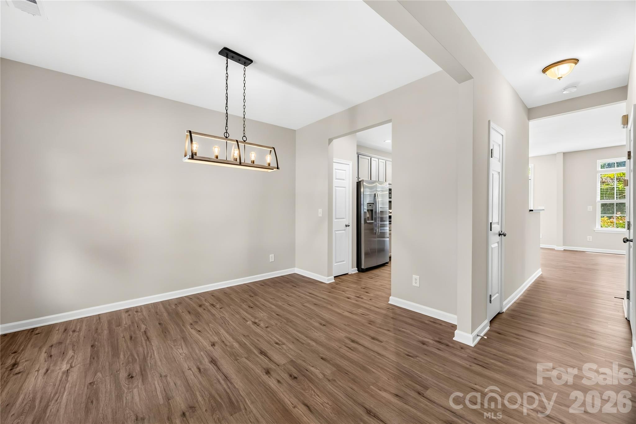 753 Prospect Lane Property Photo 2