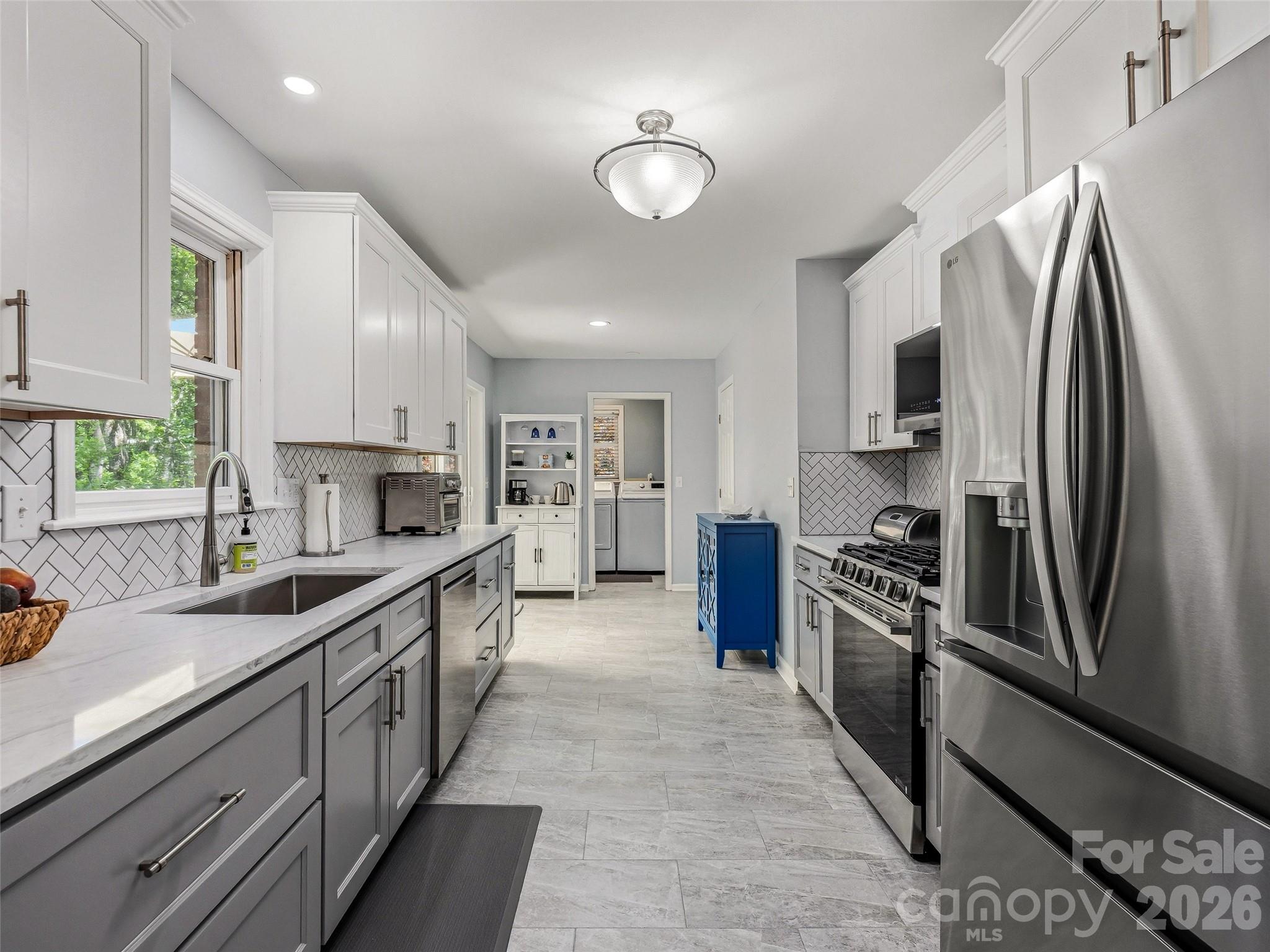 518 Starmount Lane Property Photo 17