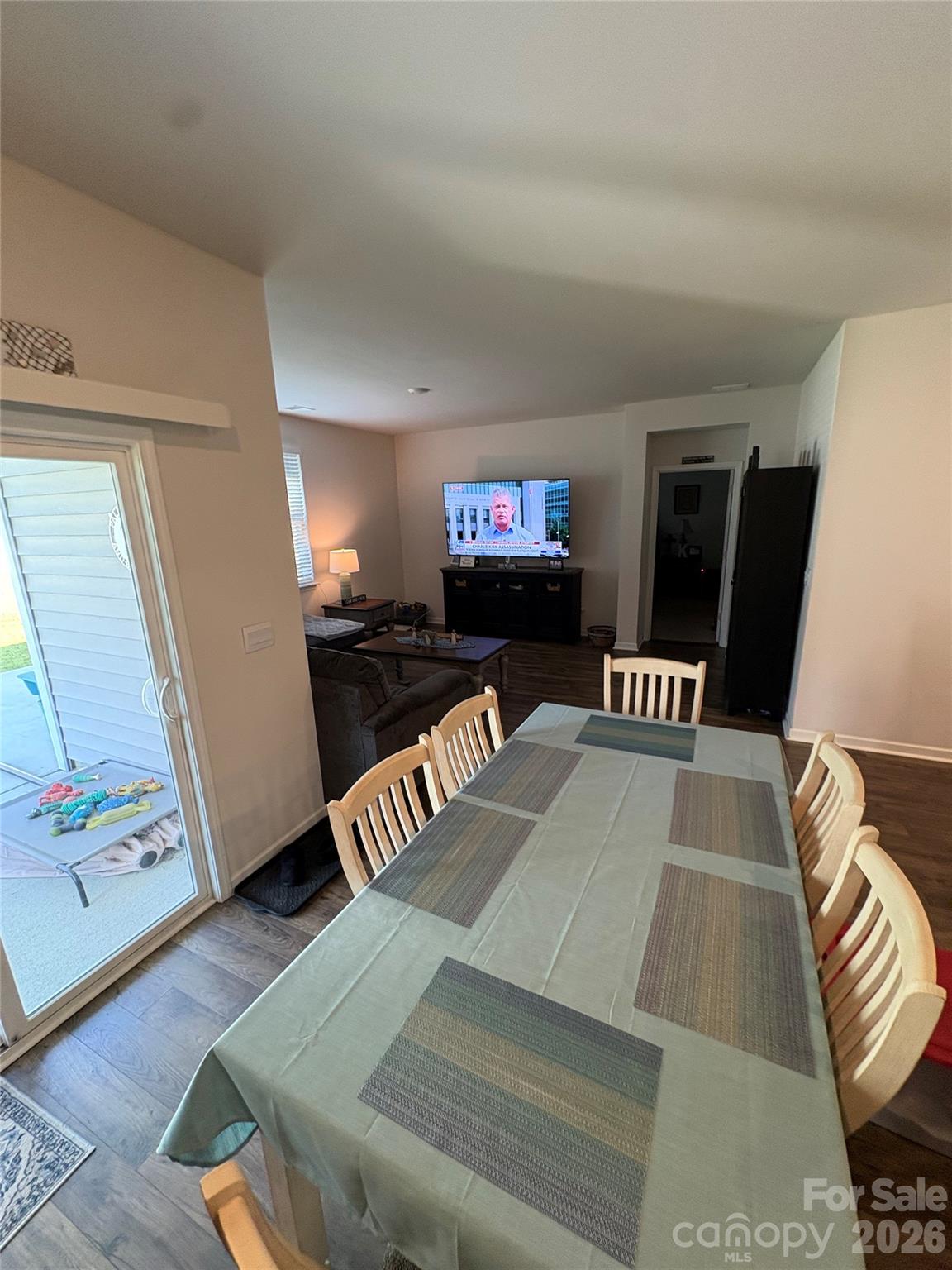 1404 Greenock Lane Property Photo 6