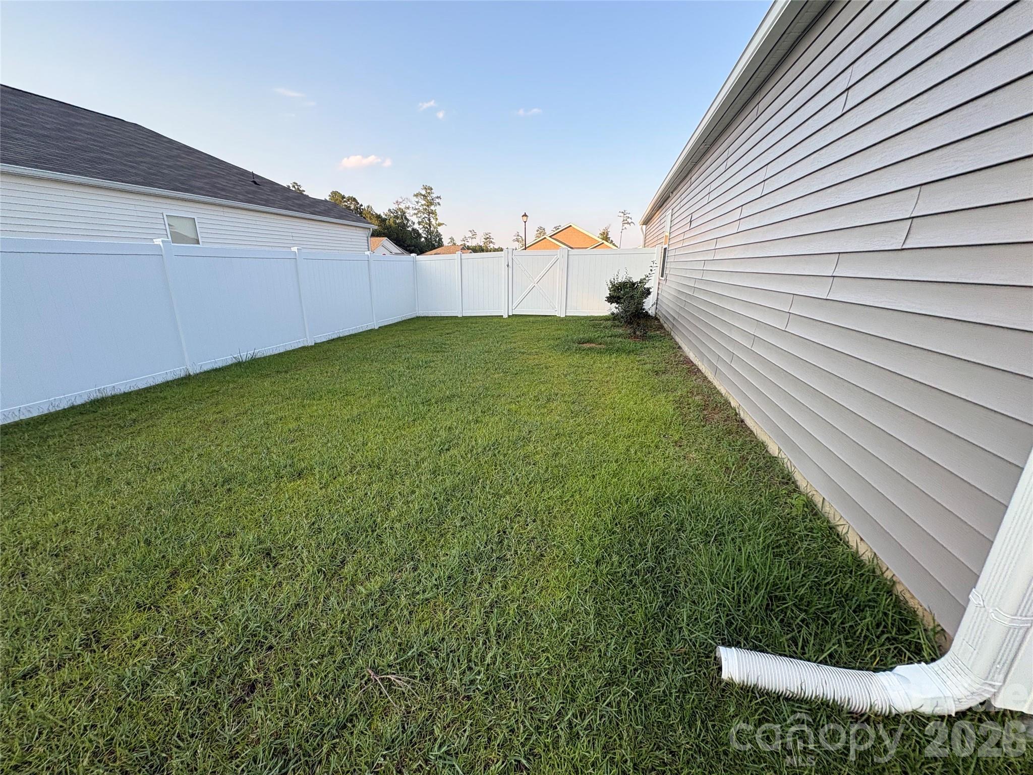 1404 Greenock Lane Property Photo 24