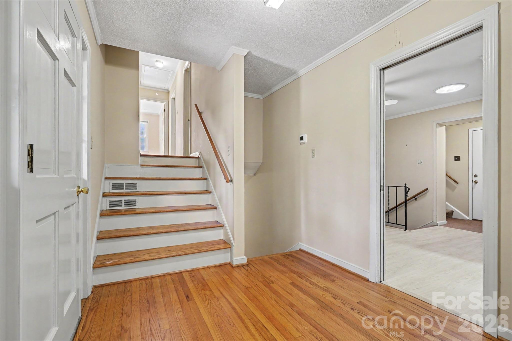 512 Guilford Road Property Photo 3