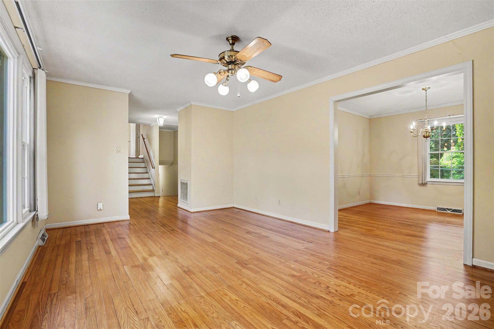 512 Guilford Road Property Photo 5