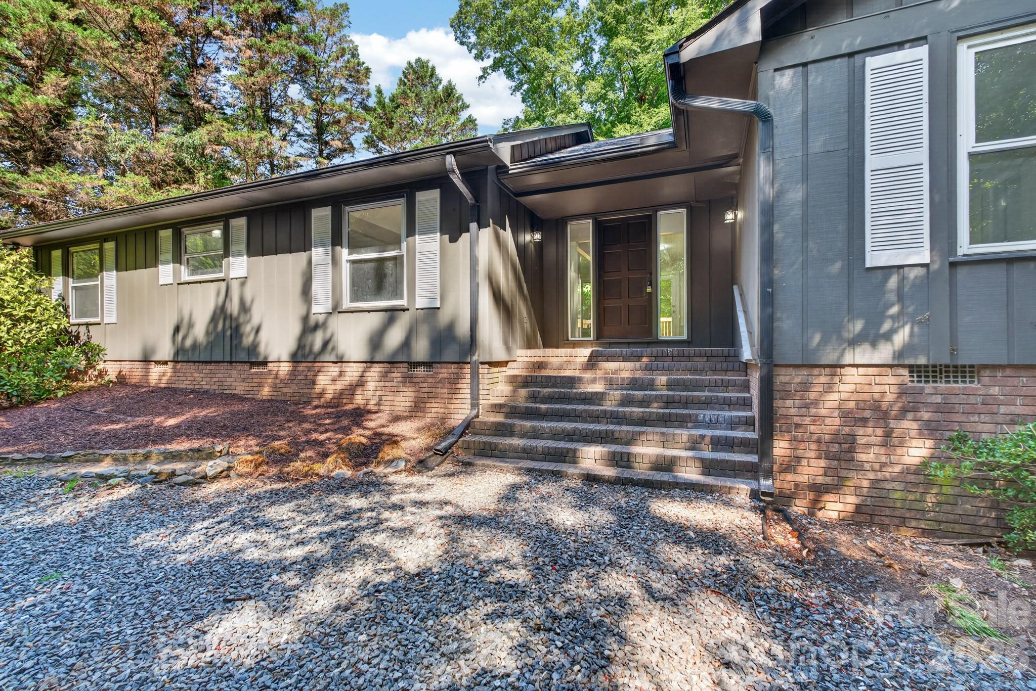 4531 Belhaven Forest Drive Property Photo 1
