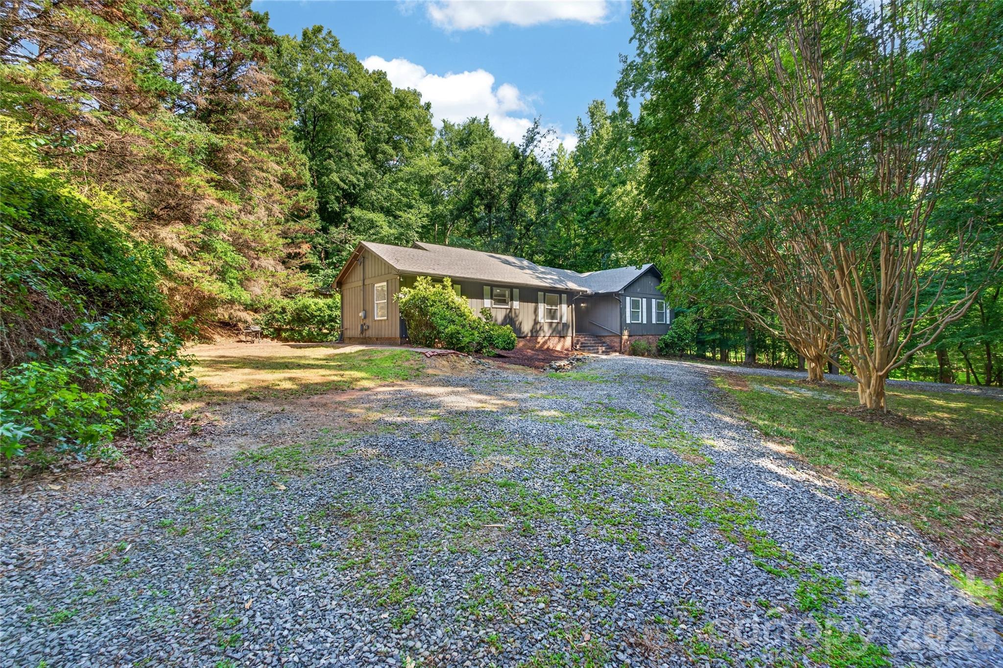 4531 Belhaven Forest Drive Property Photo 3