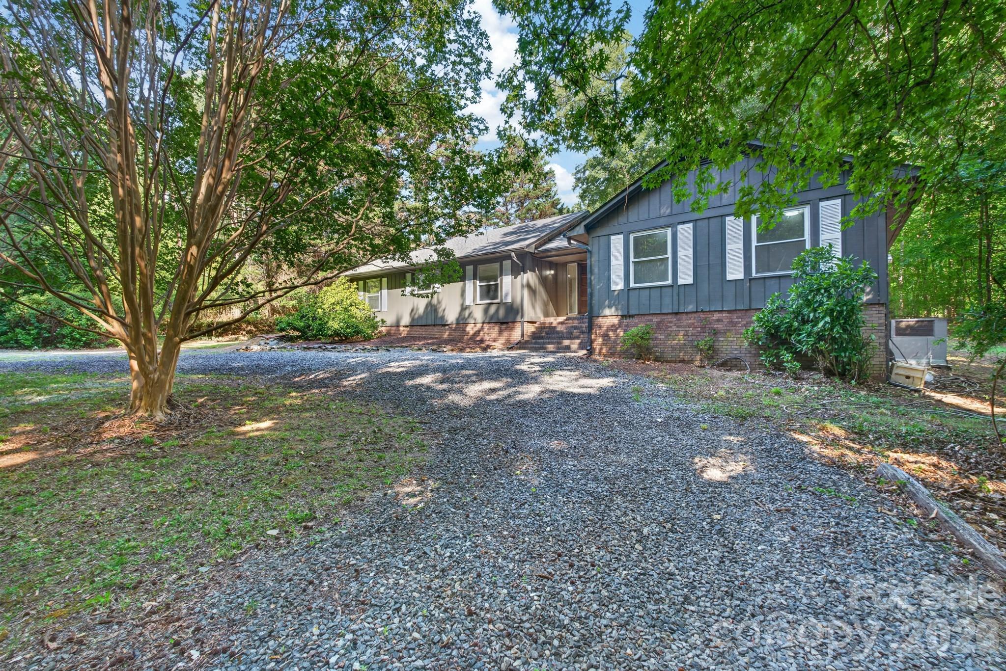 4531 Belhaven Forest Drive Property Photo 4