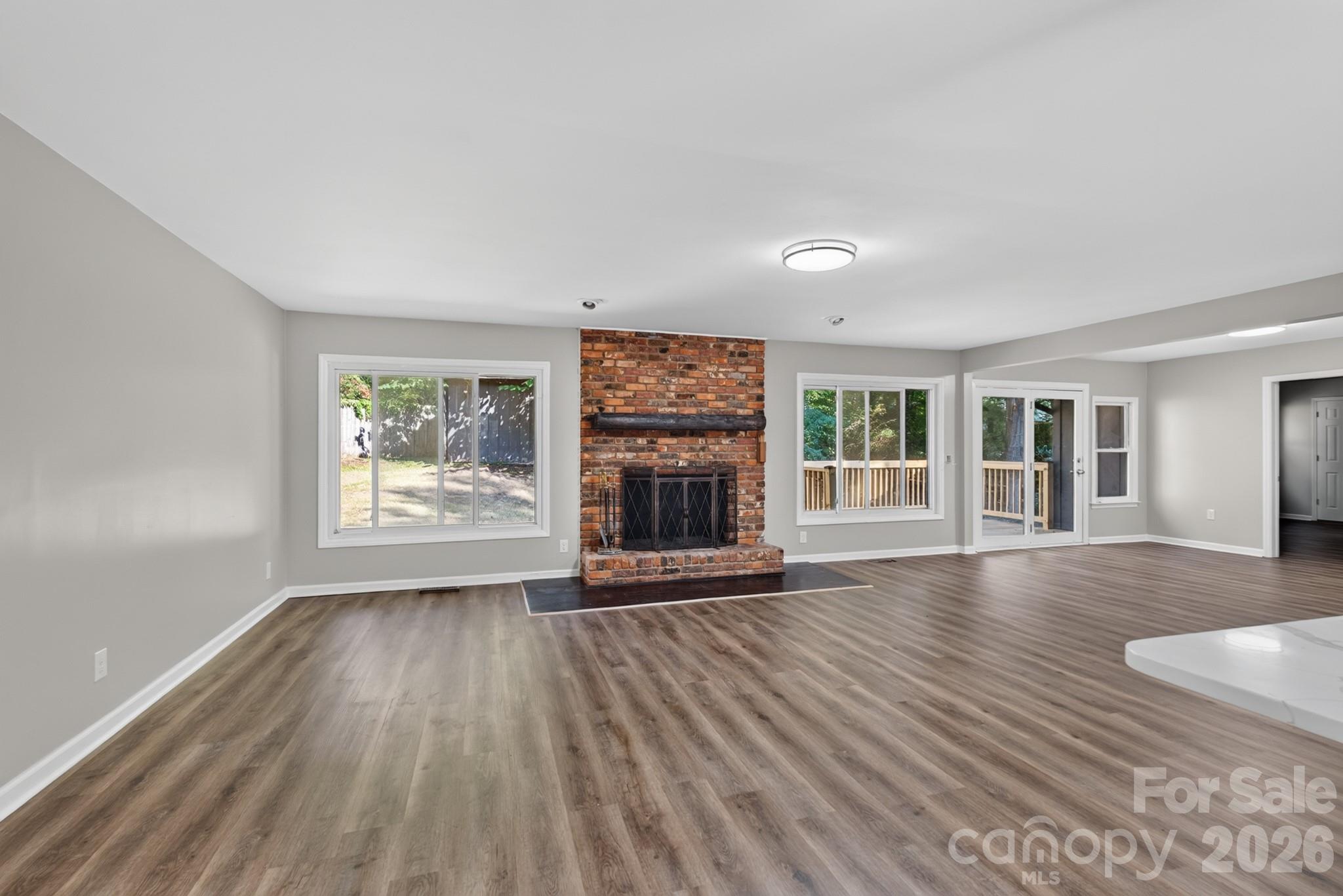 4531 Belhaven Forest Drive Property Photo 14