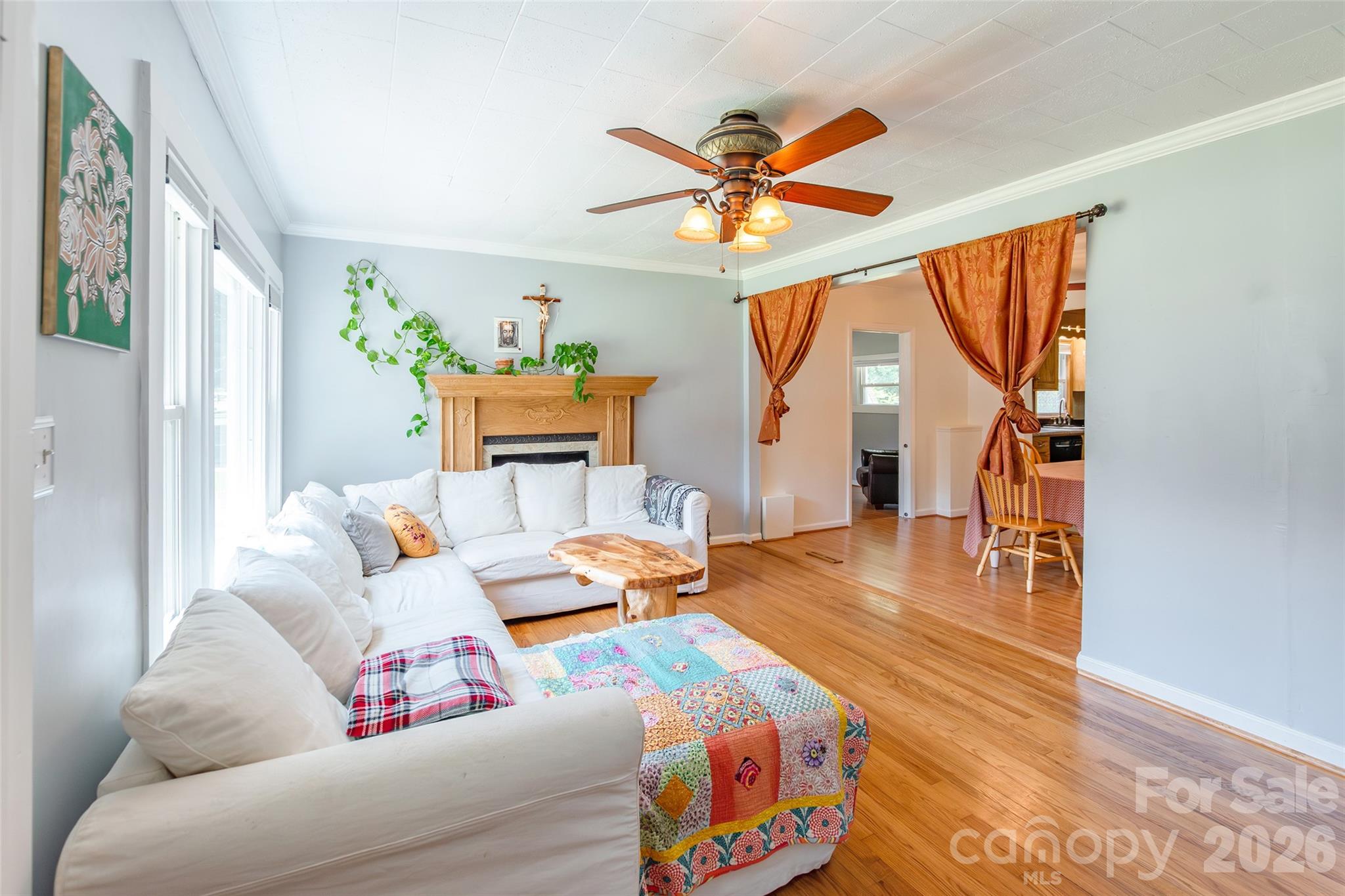 711 Linwood Road Property Photo 5