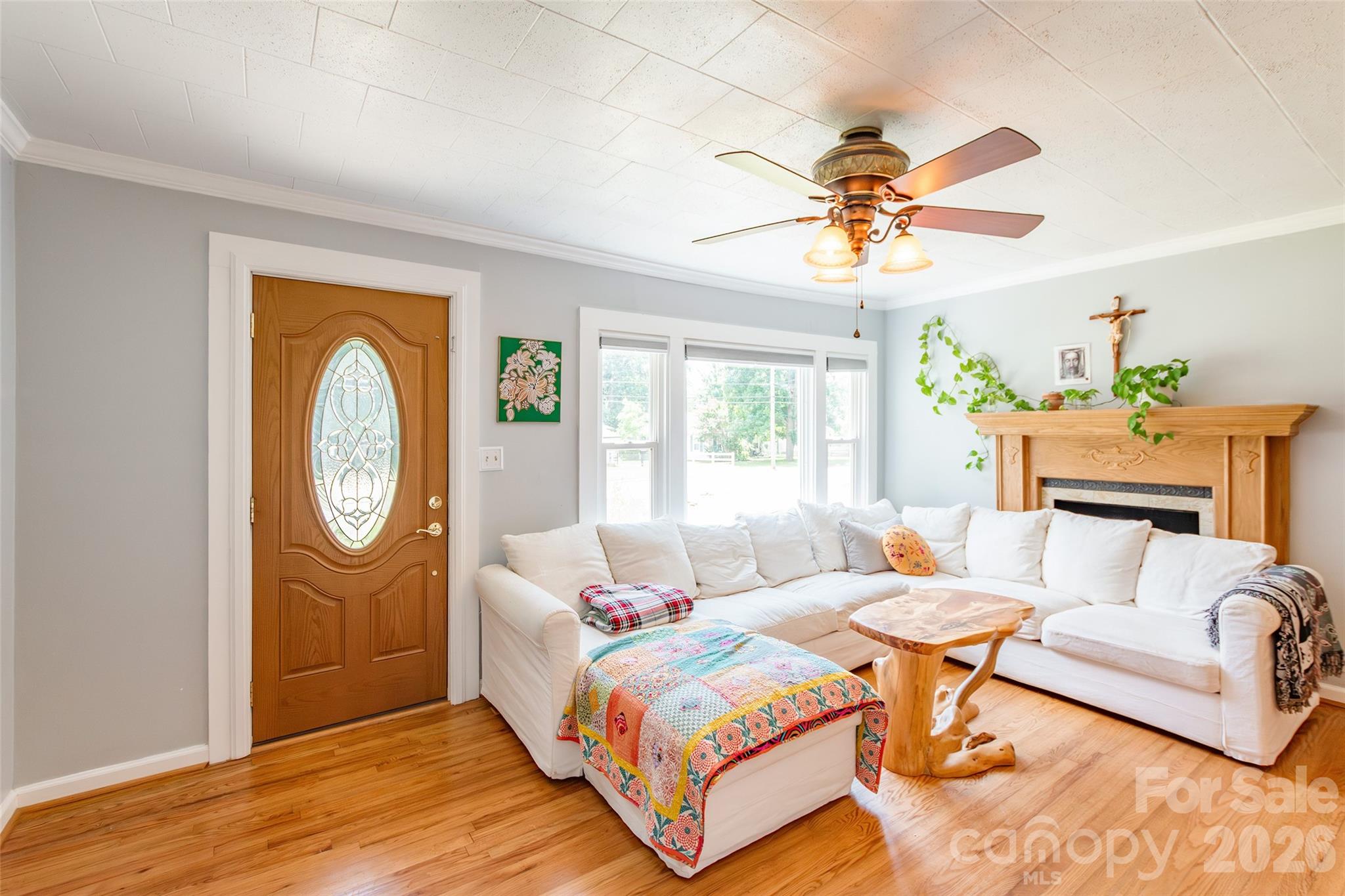711 Linwood Road Property Photo 6