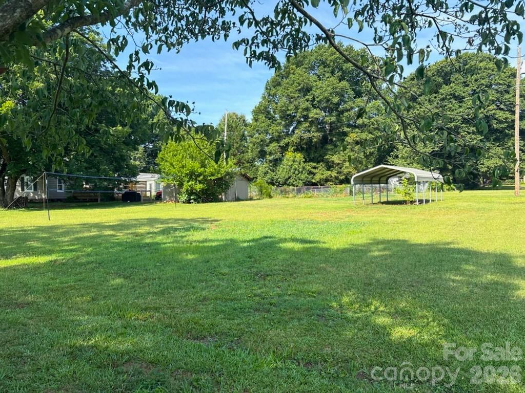 711 Linwood Road Property Photo 29