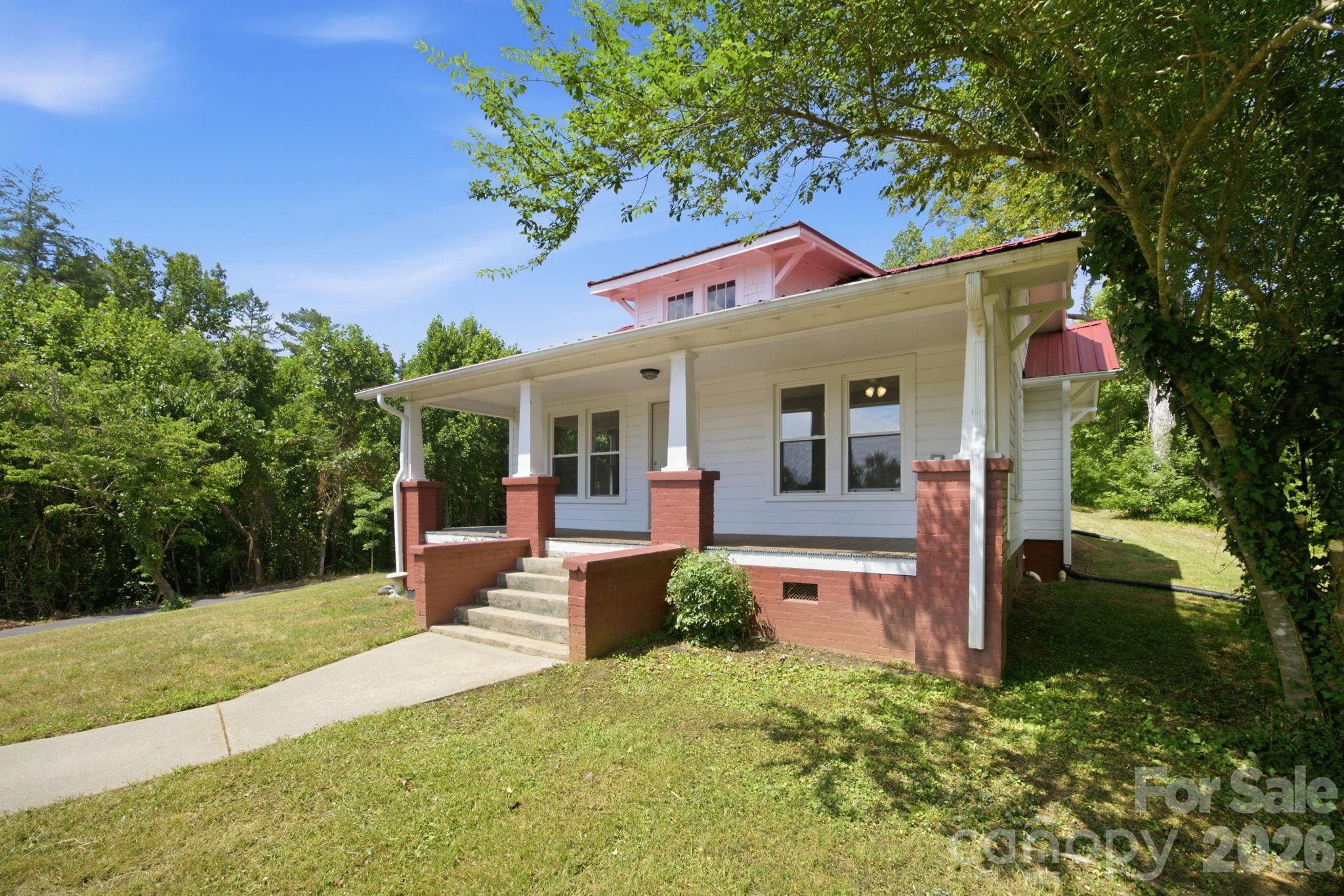 661 Lenoir Road Property Photo 4