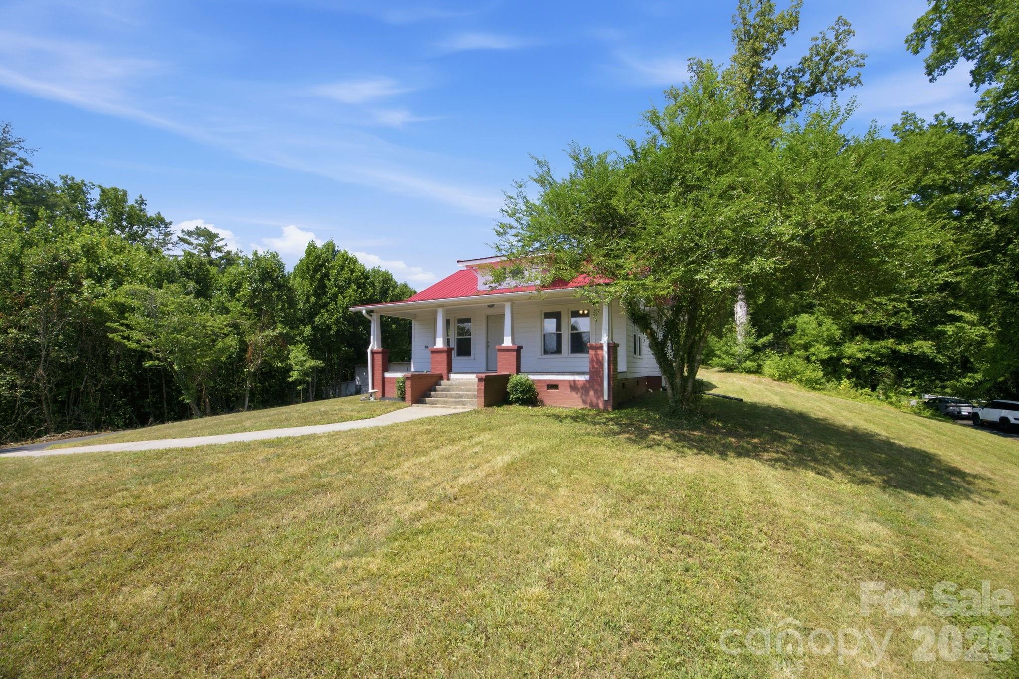 661 Lenoir Road Property Photo 5