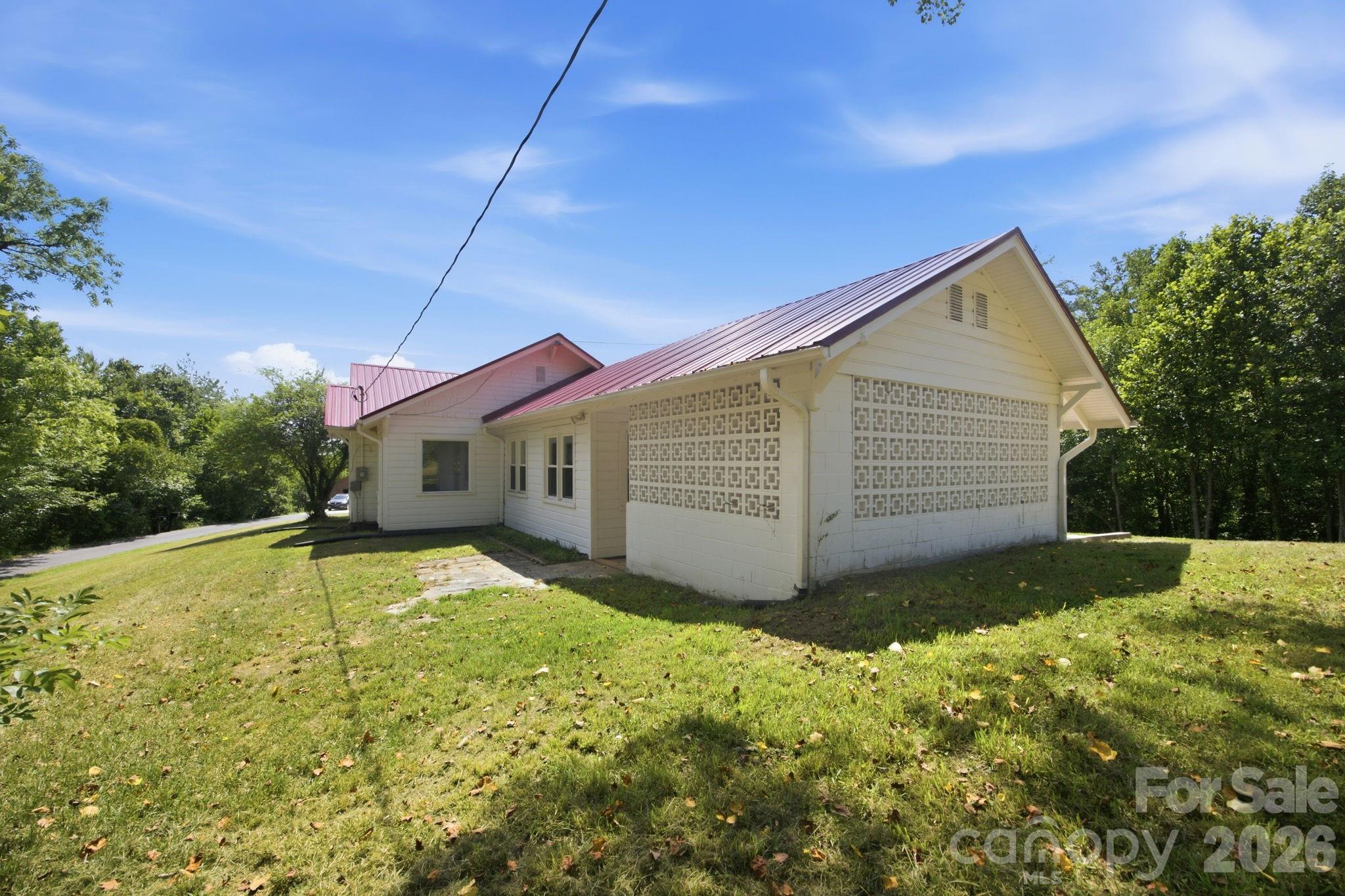 661 Lenoir Road Property Photo 10