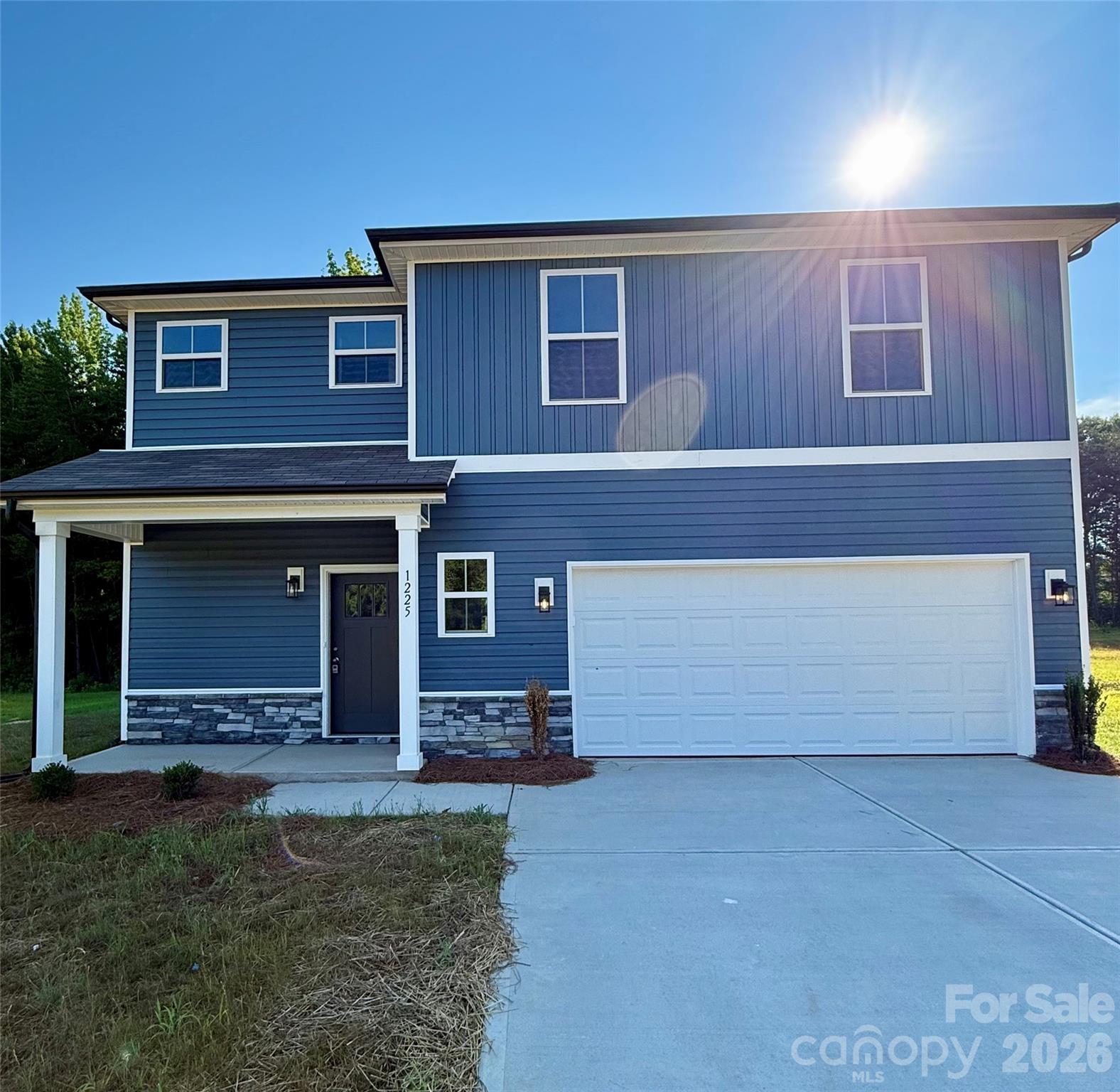 1225 Stoneglen Drive Property Photo 2