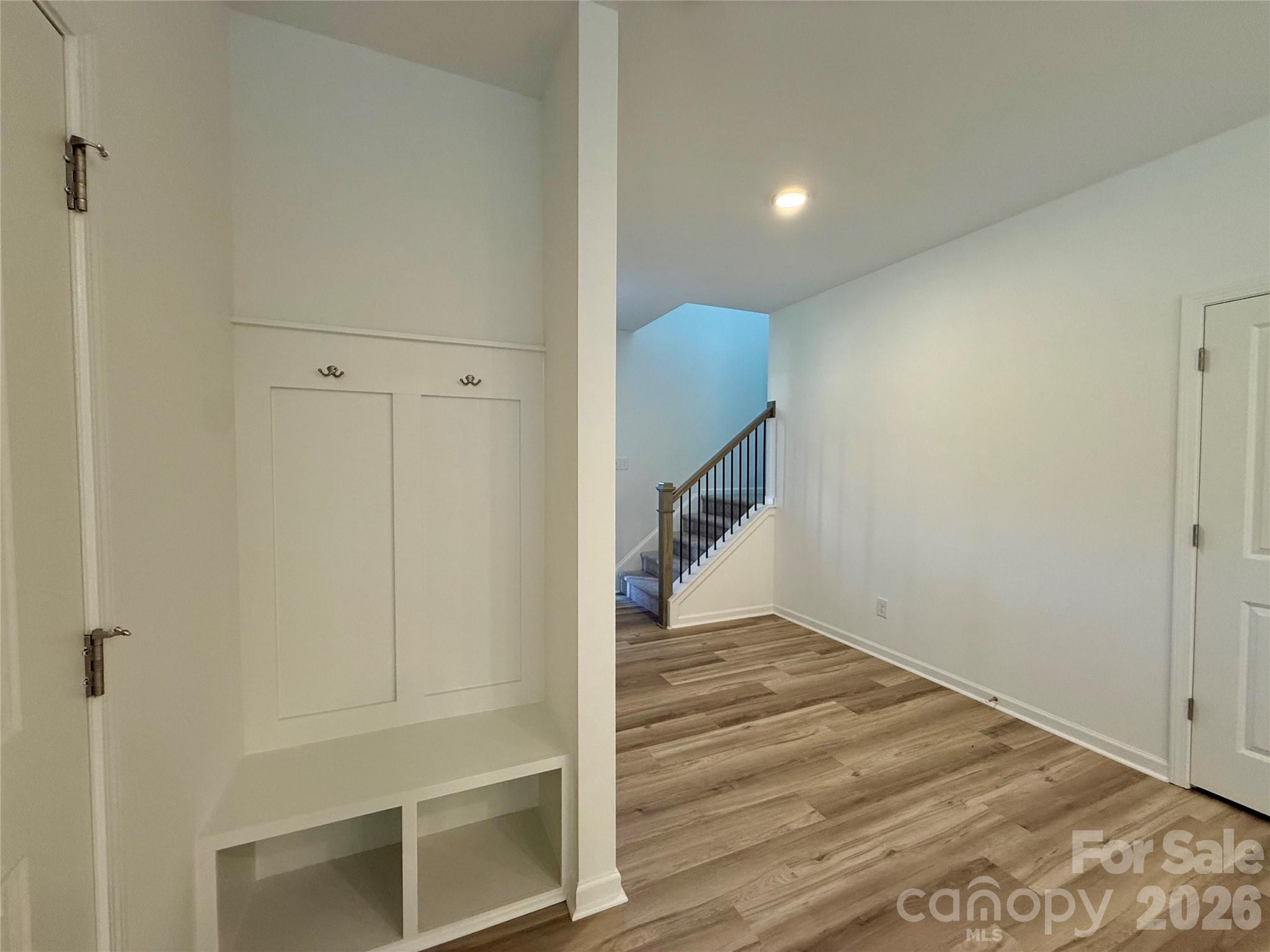 1225 Stoneglen Drive Property Photo 12