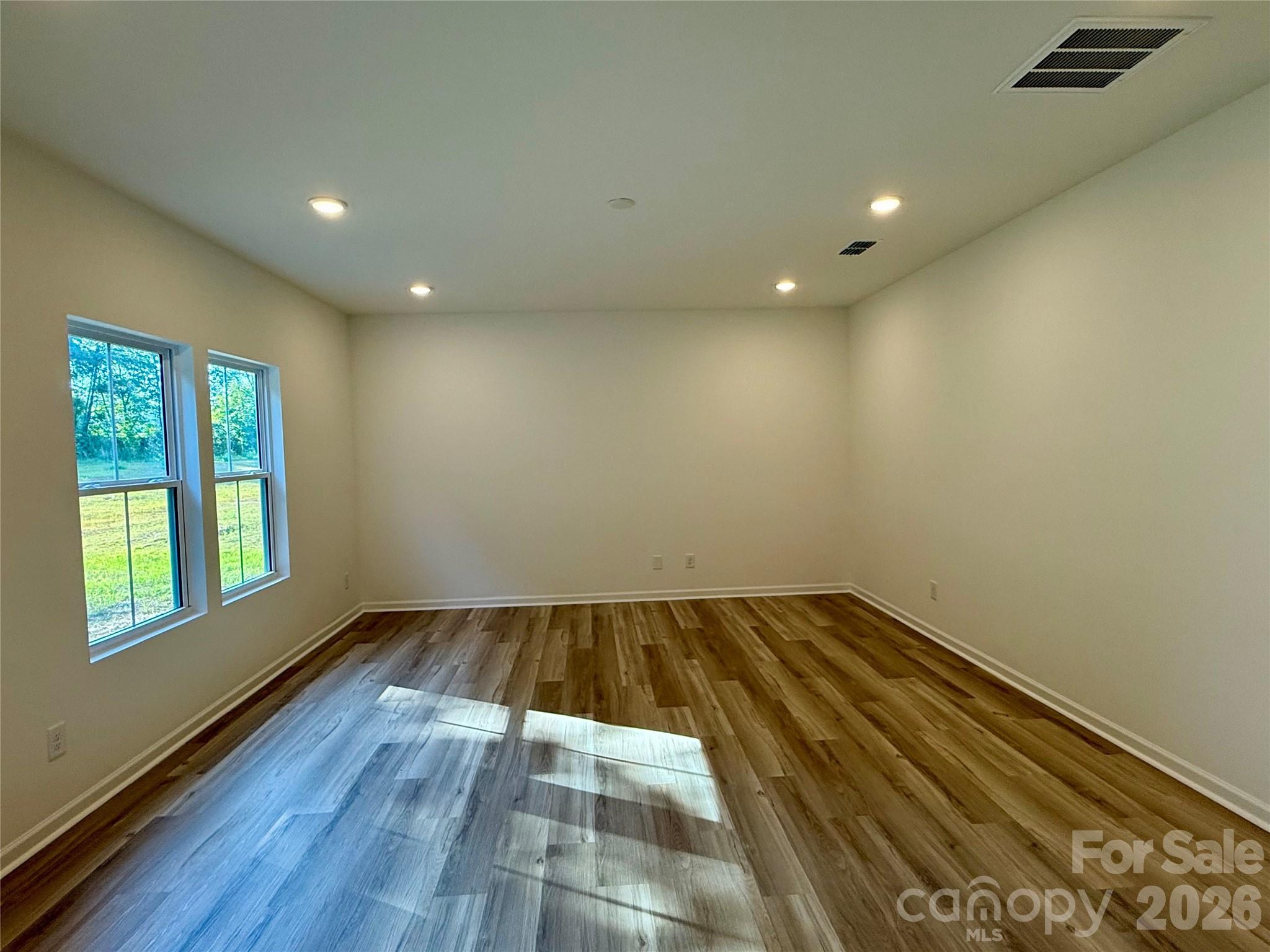 1225 Stoneglen Drive Property Photo 14