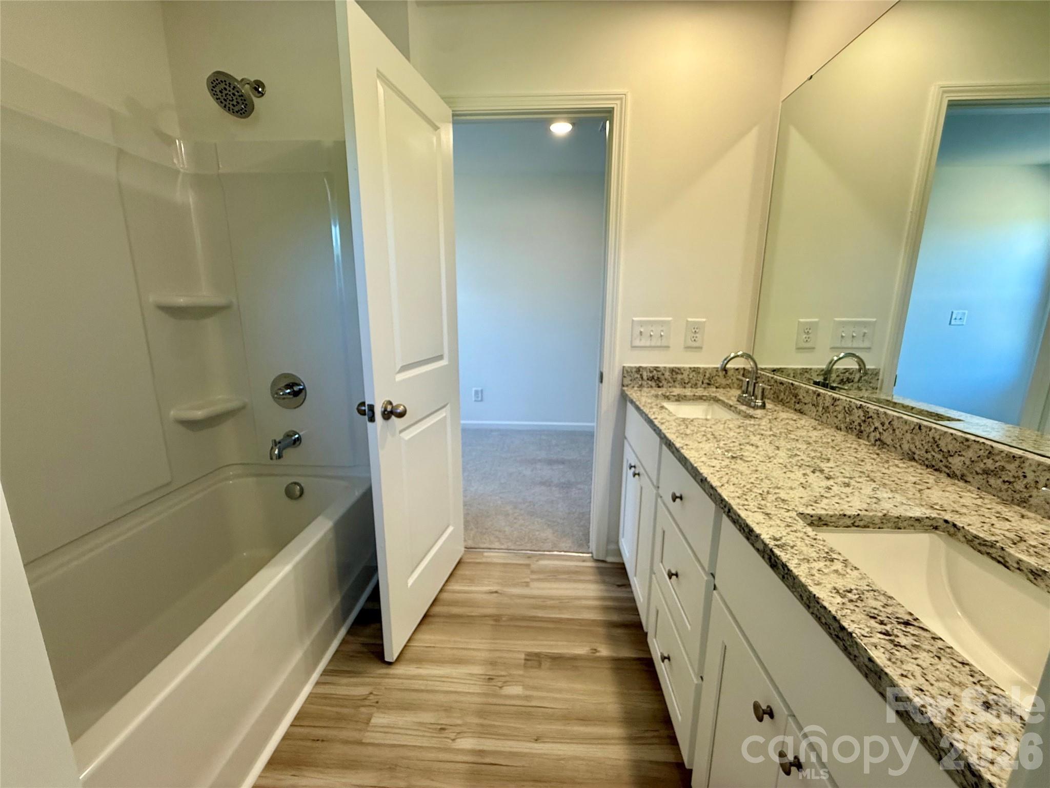 1225 Stoneglen Drive Property Photo 18