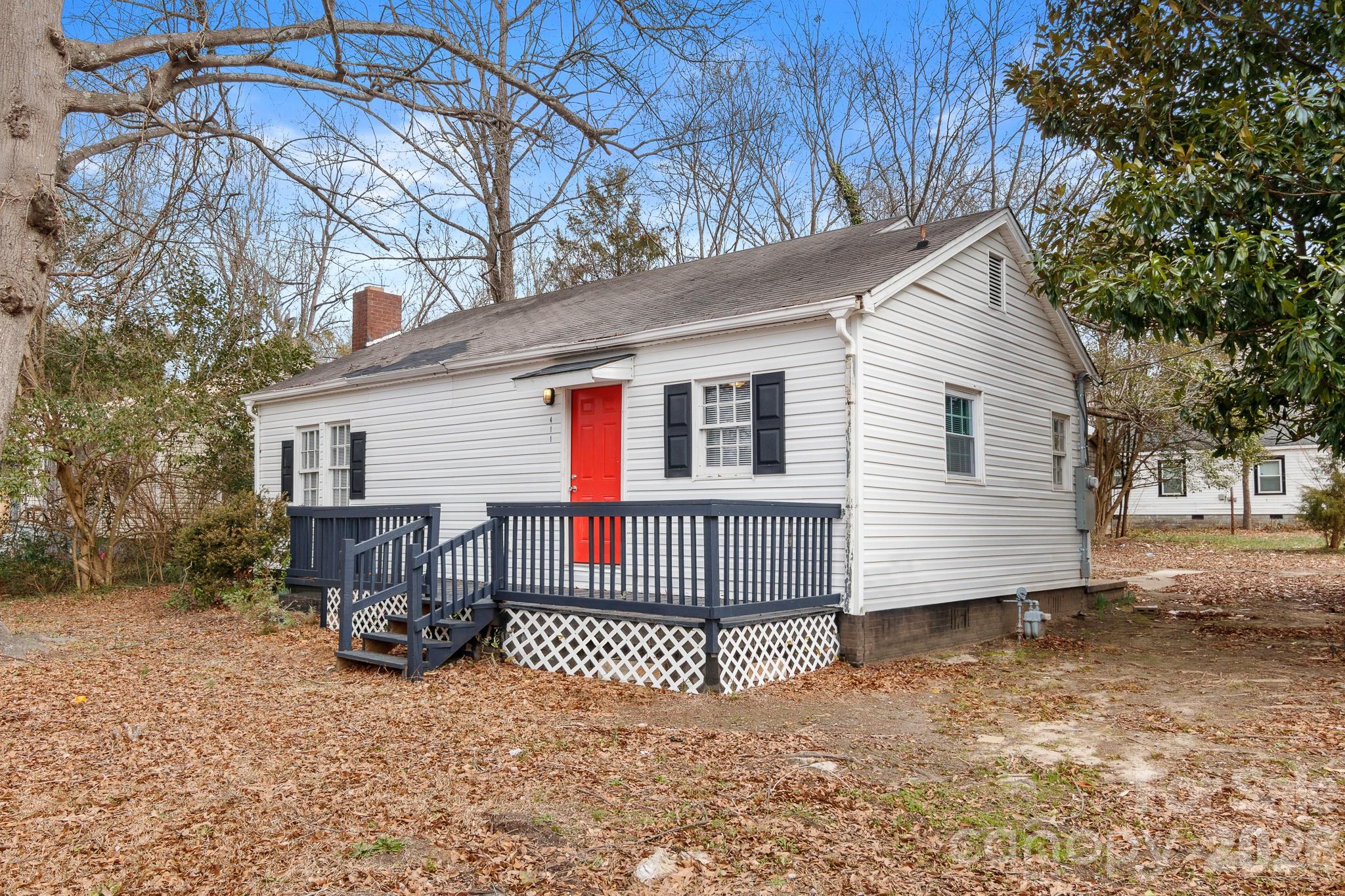 411 S Thompson Street Property Photo 17