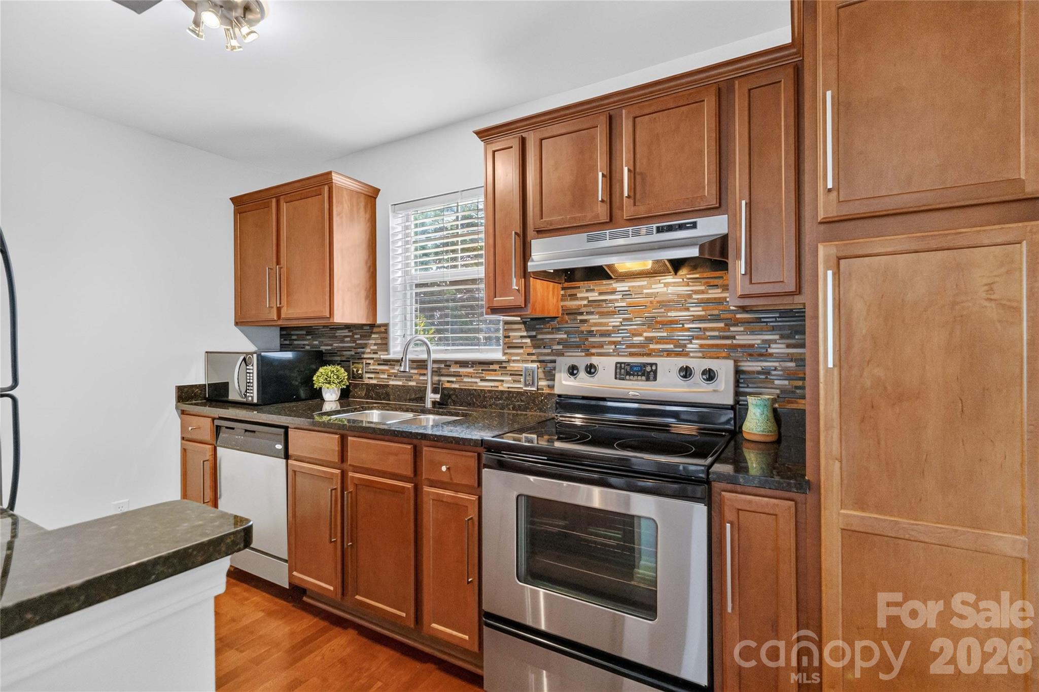 417 Olmsted Park Place C Property Photo 15