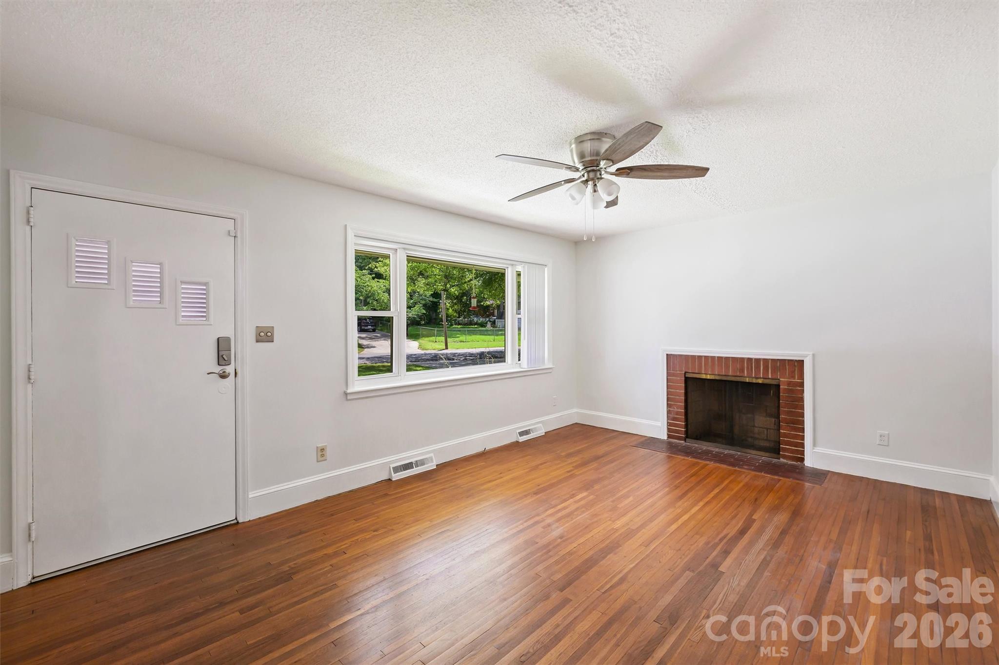 2134 Bromwich Road Property Photo 5