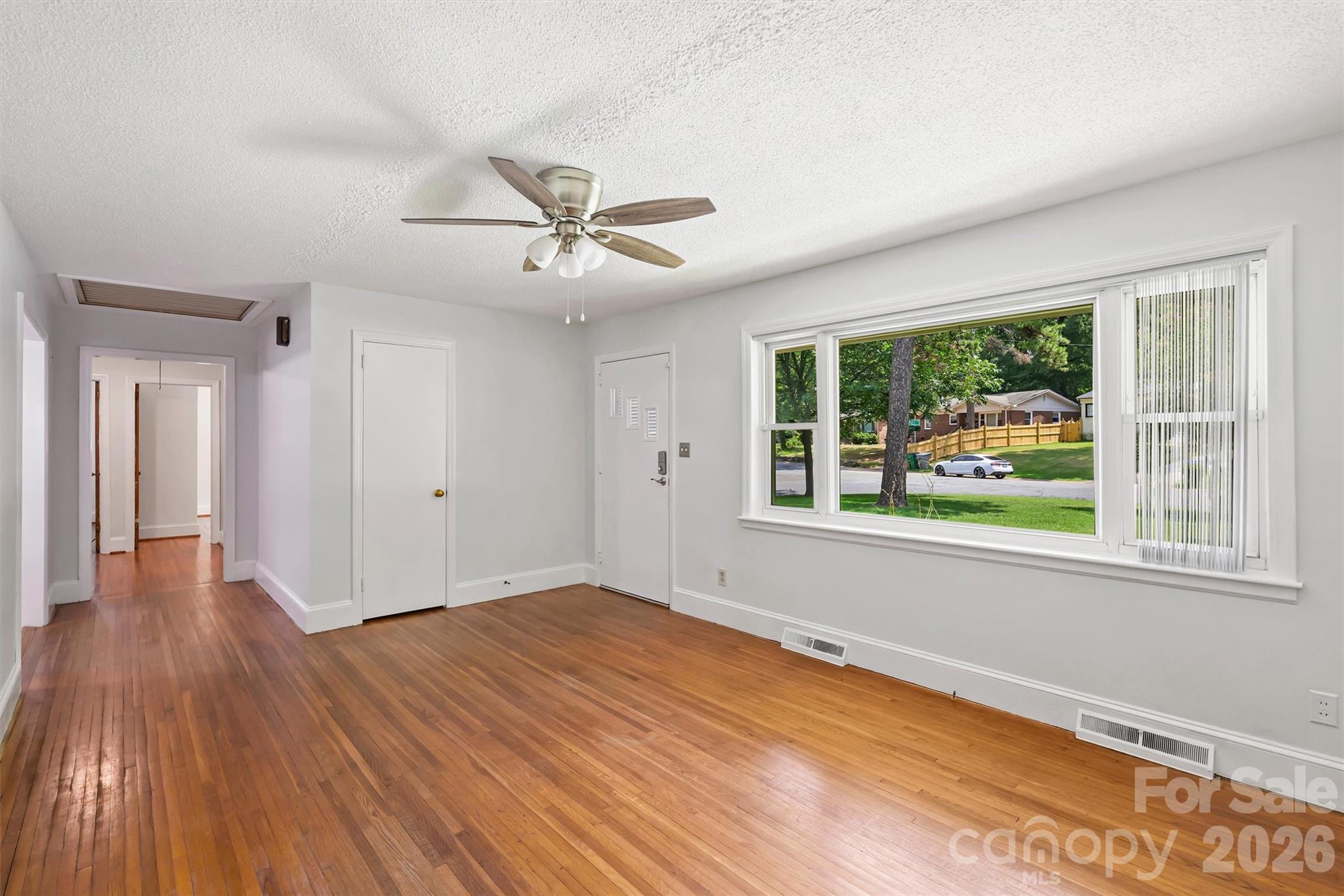 2134 Bromwich Road Property Photo 7
