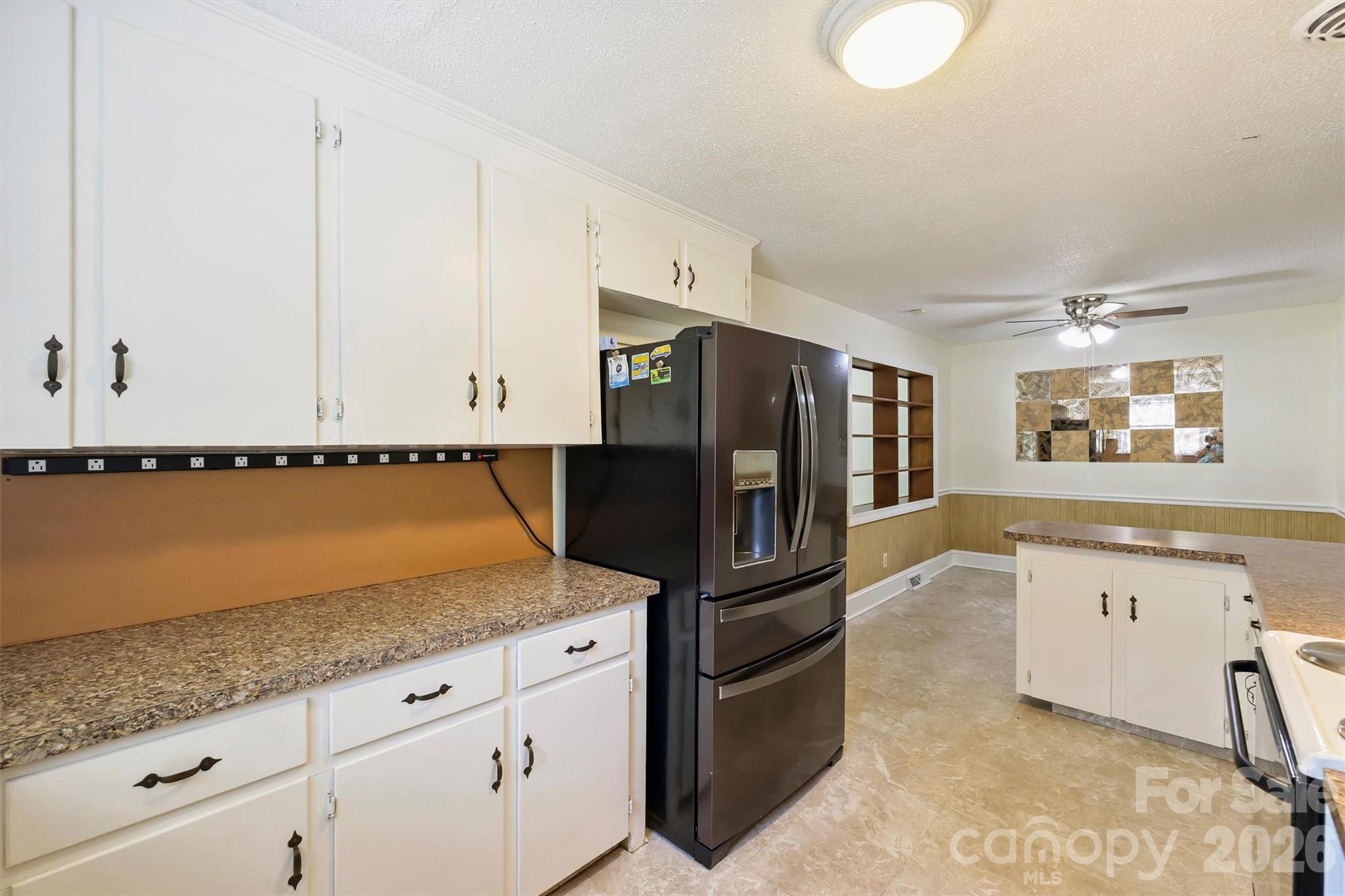 2134 Bromwich Road Property Photo 14