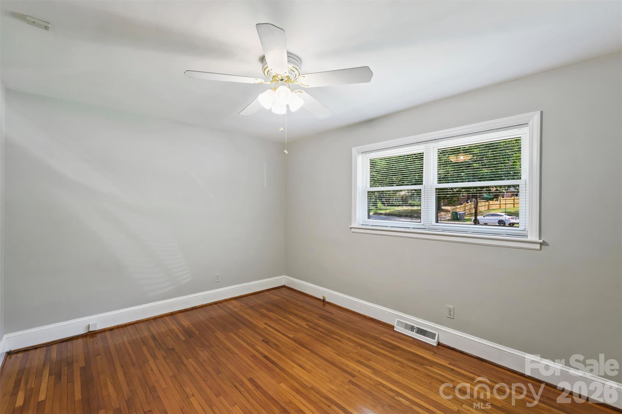 2134 Bromwich Road Property Photo 24