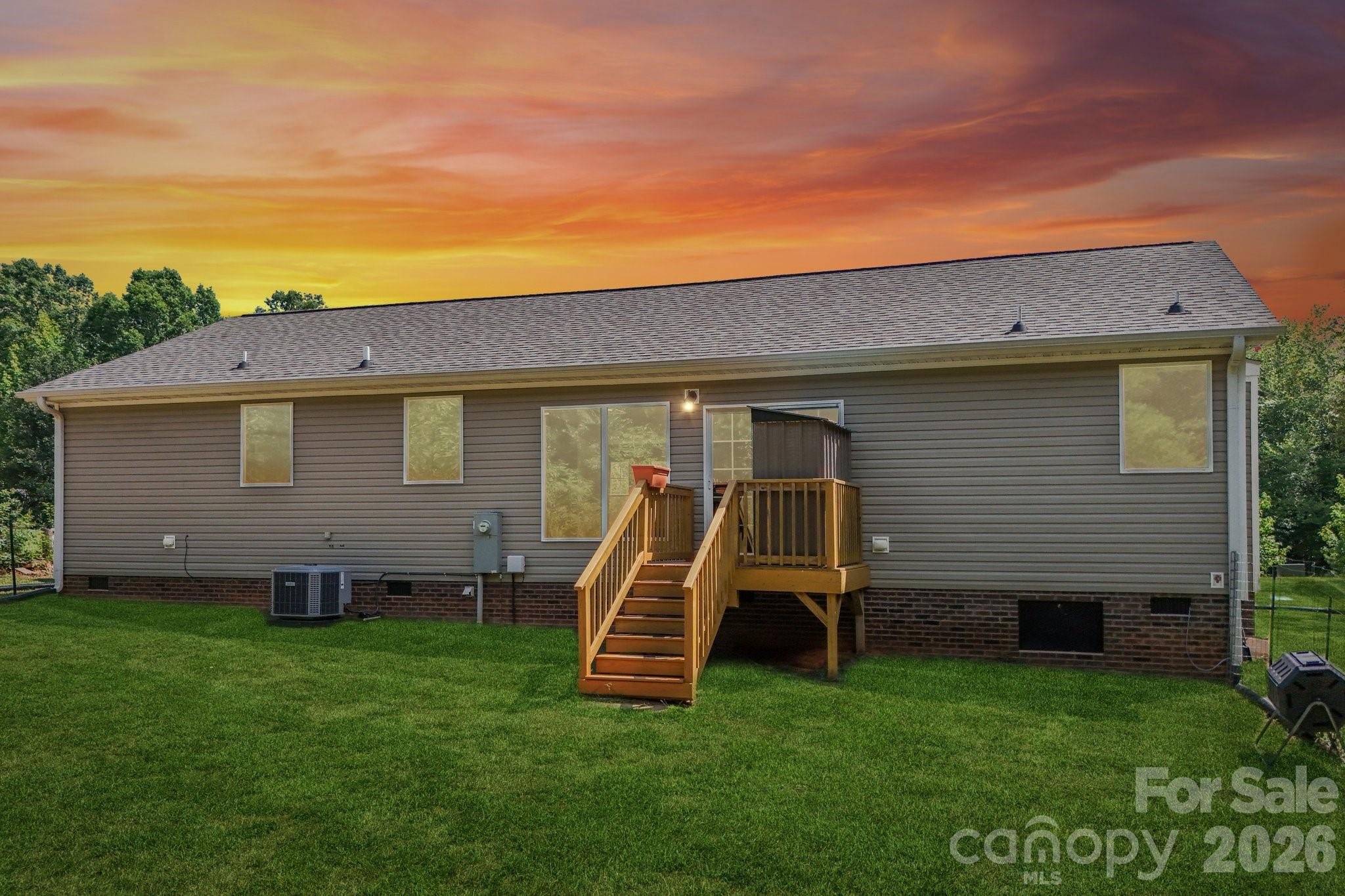 5531 Dalmation Street Property Photo 4