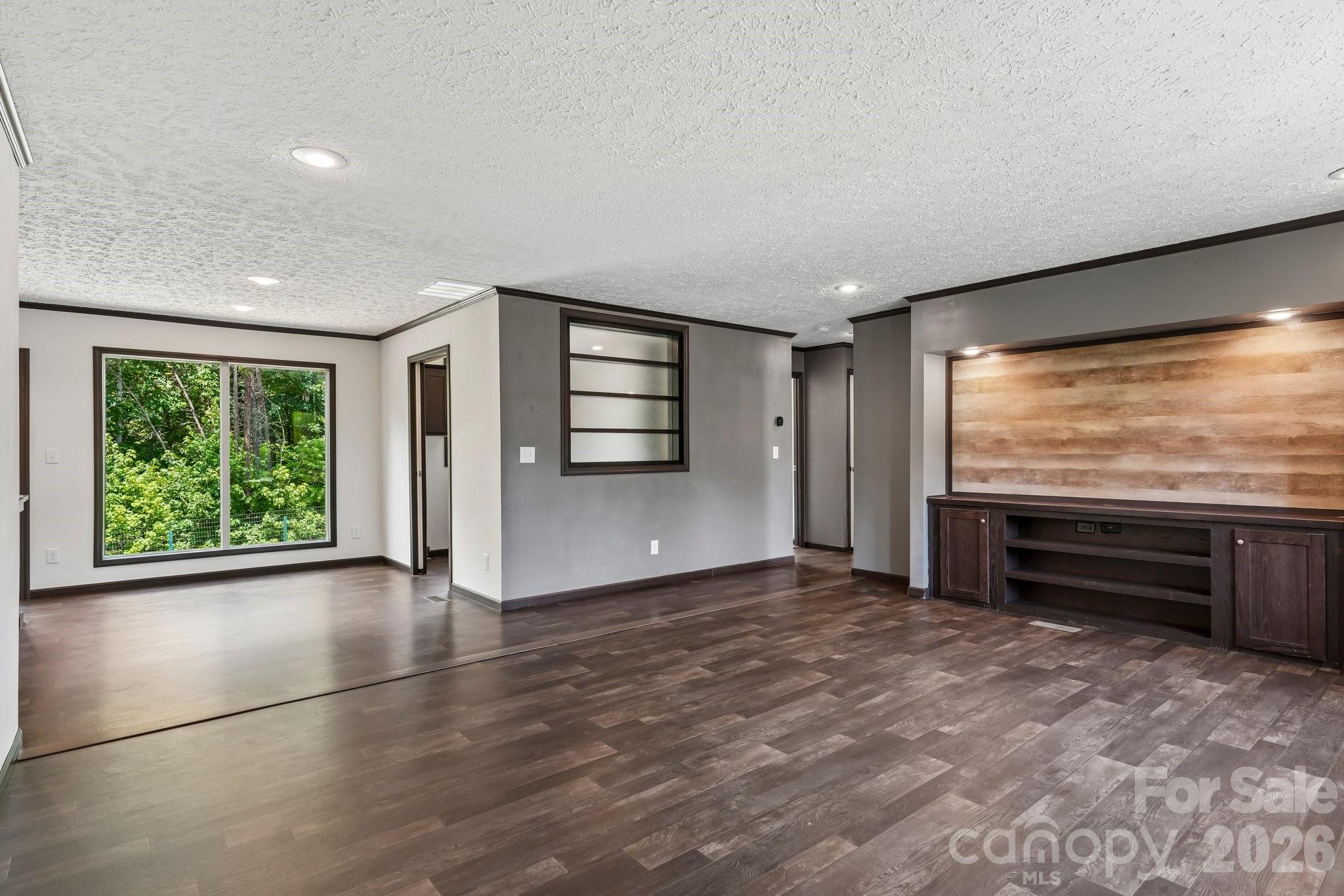 5531 Dalmation Street Property Photo 5