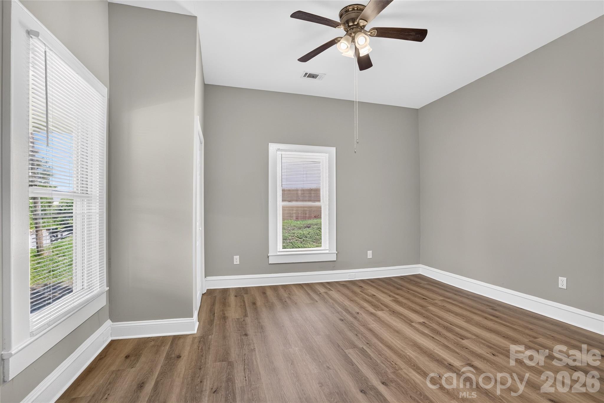 384 Grace Avenue Property Photo 3