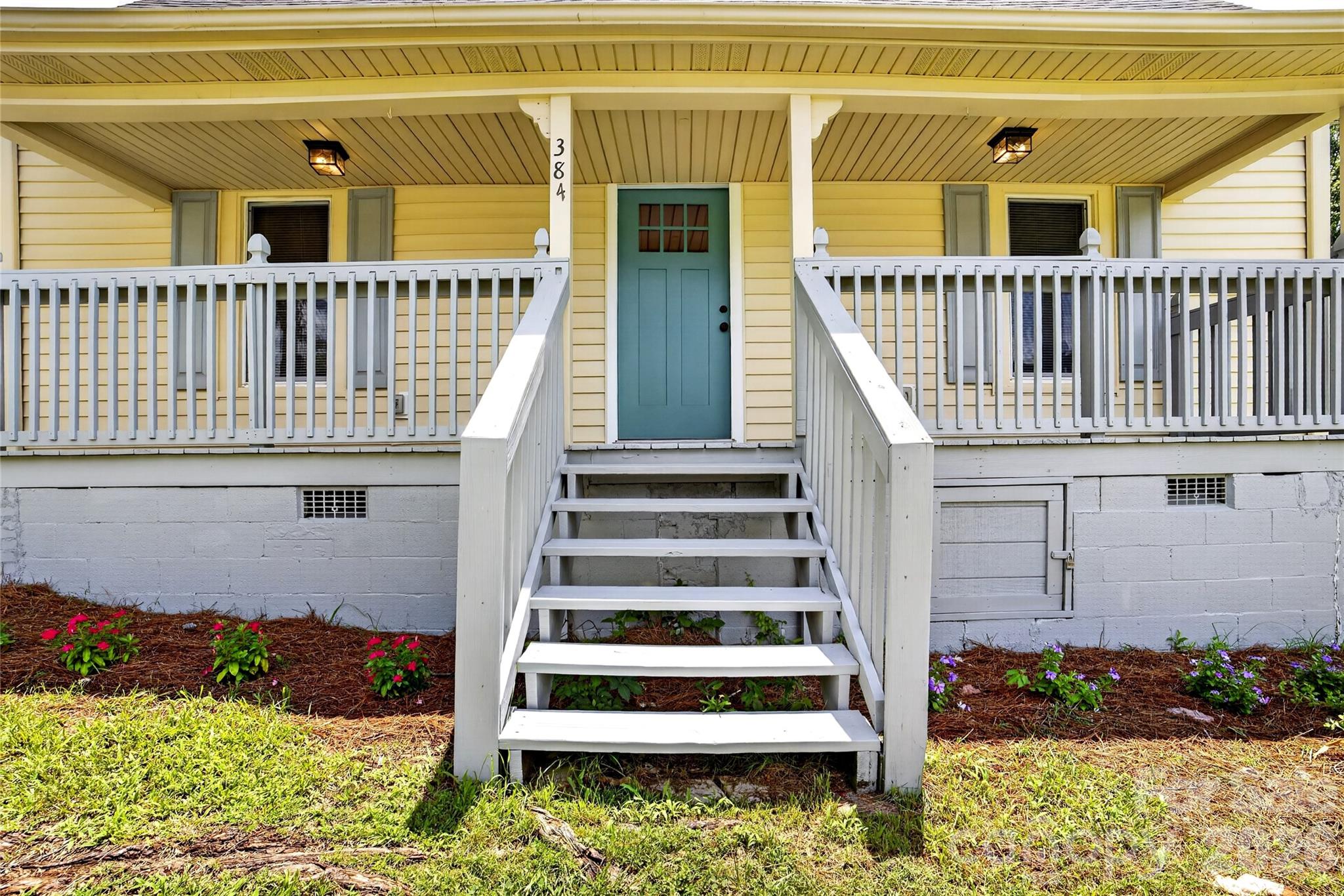 384 Grace Avenue Property Photo 20