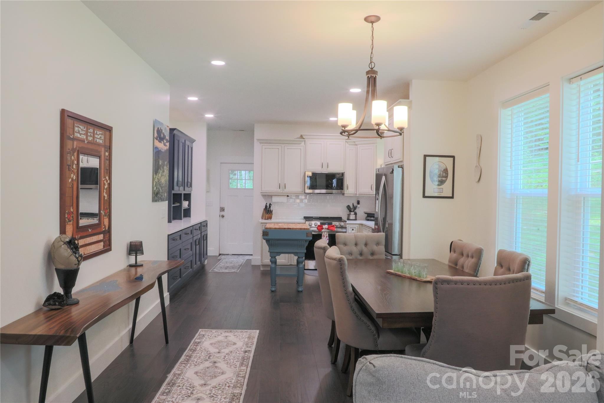 611 Twinbrook Lane Property Photo 11