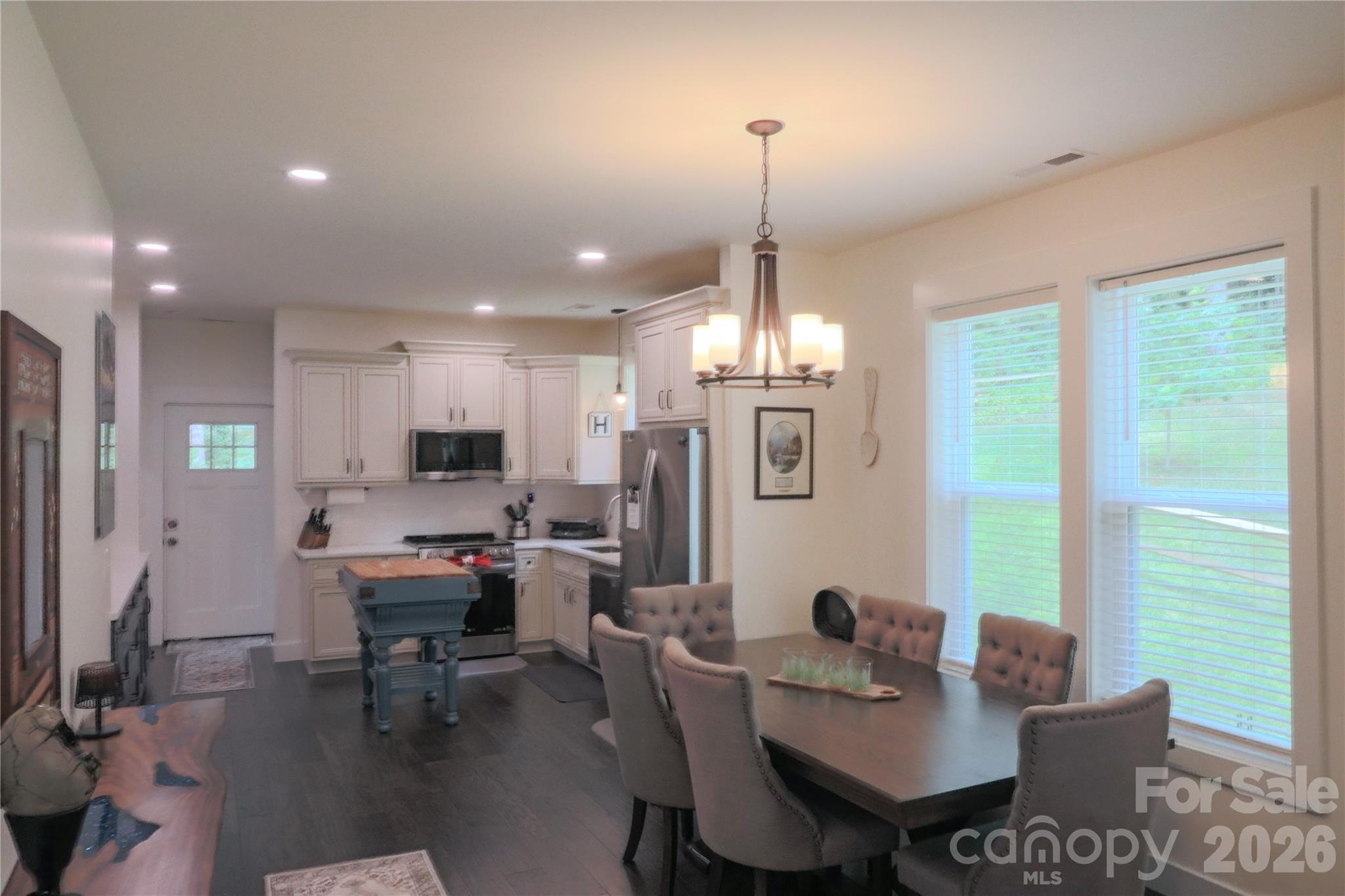 611 Twinbrook Lane Property Photo 29