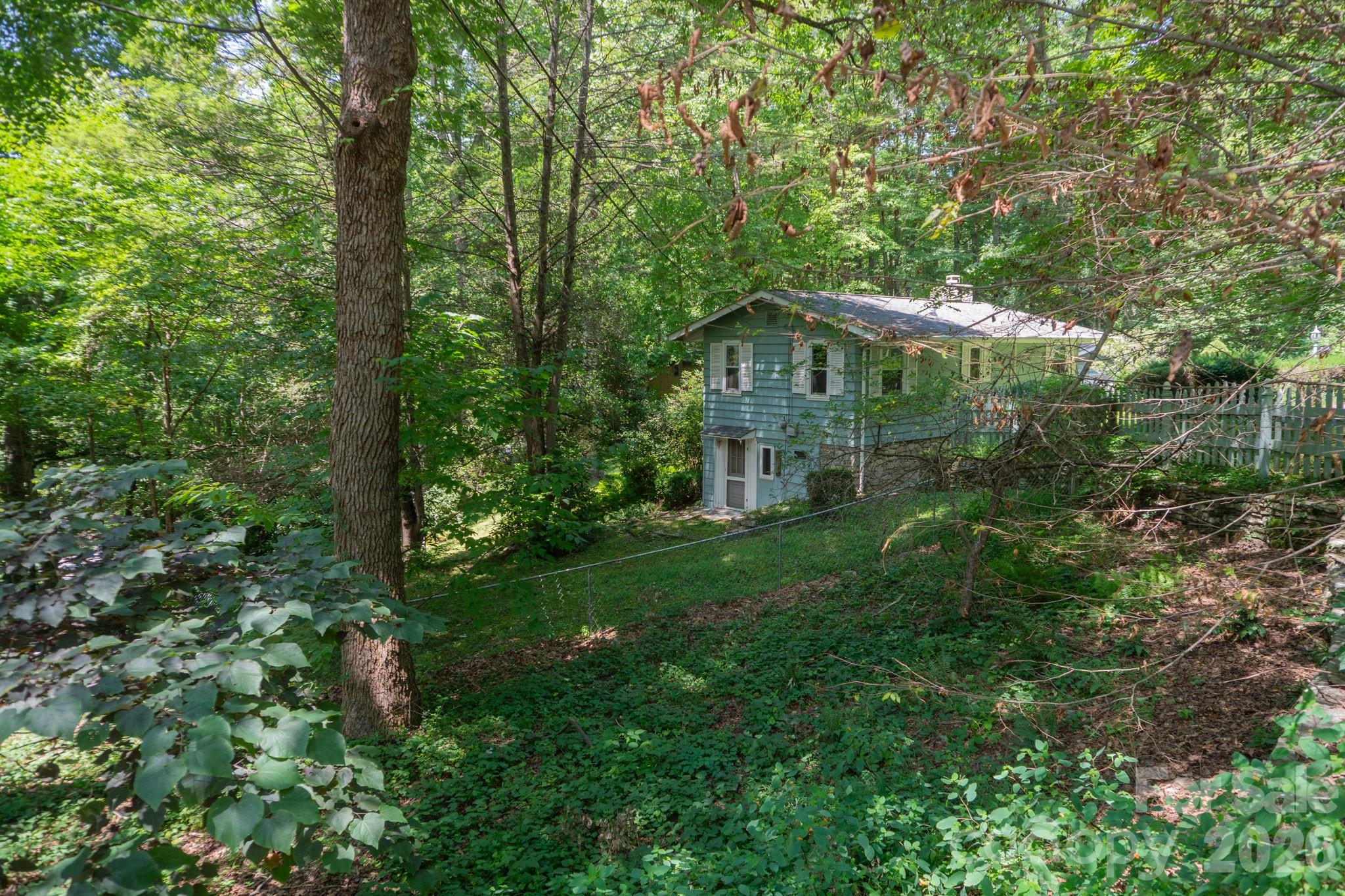 104 Ash Drive Property Photo 5