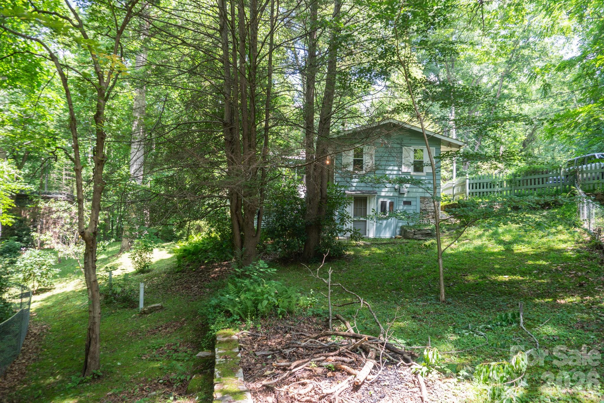 104 Ash Drive Property Photo 9