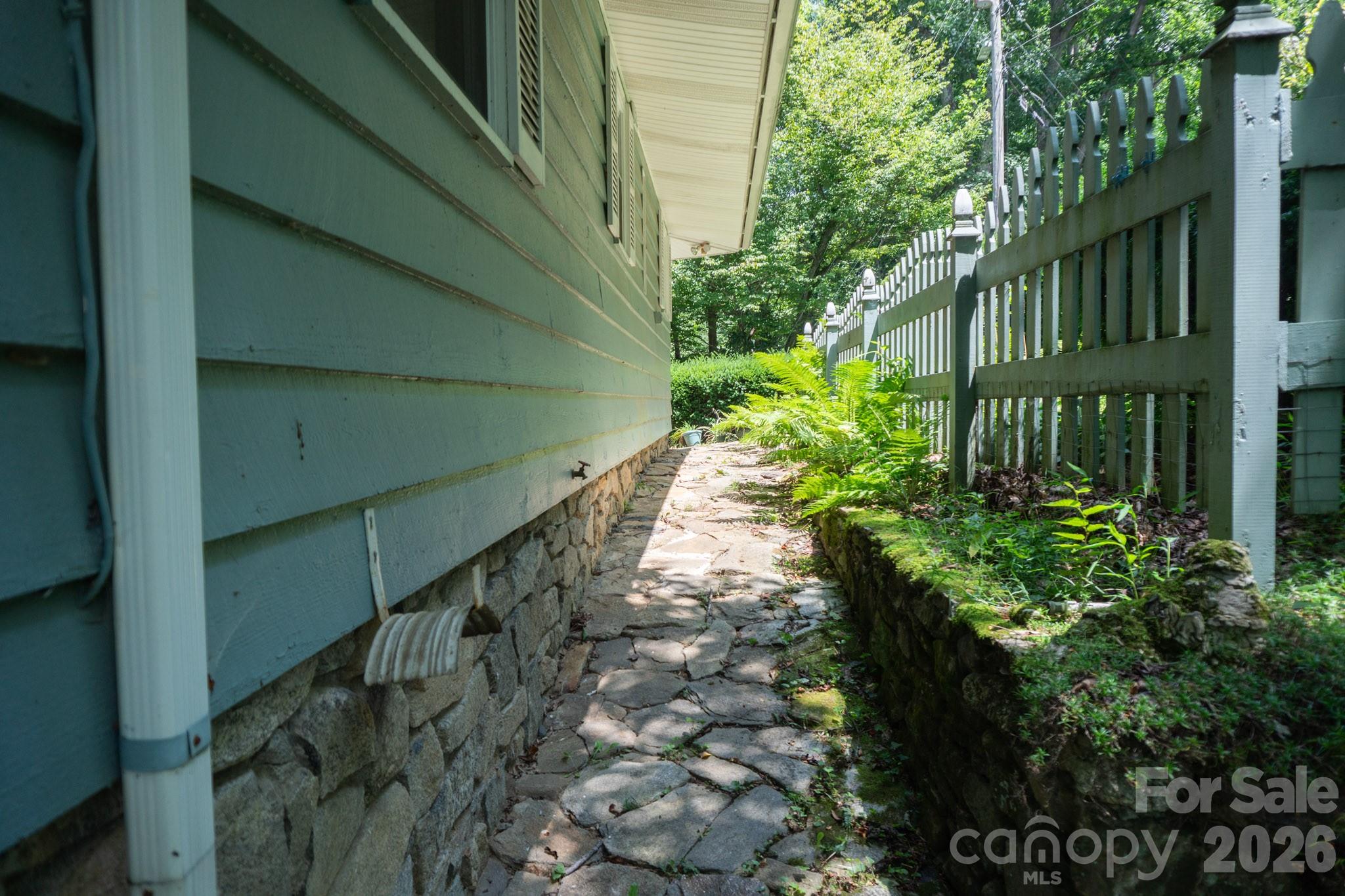 104 Ash Drive Property Photo 13
