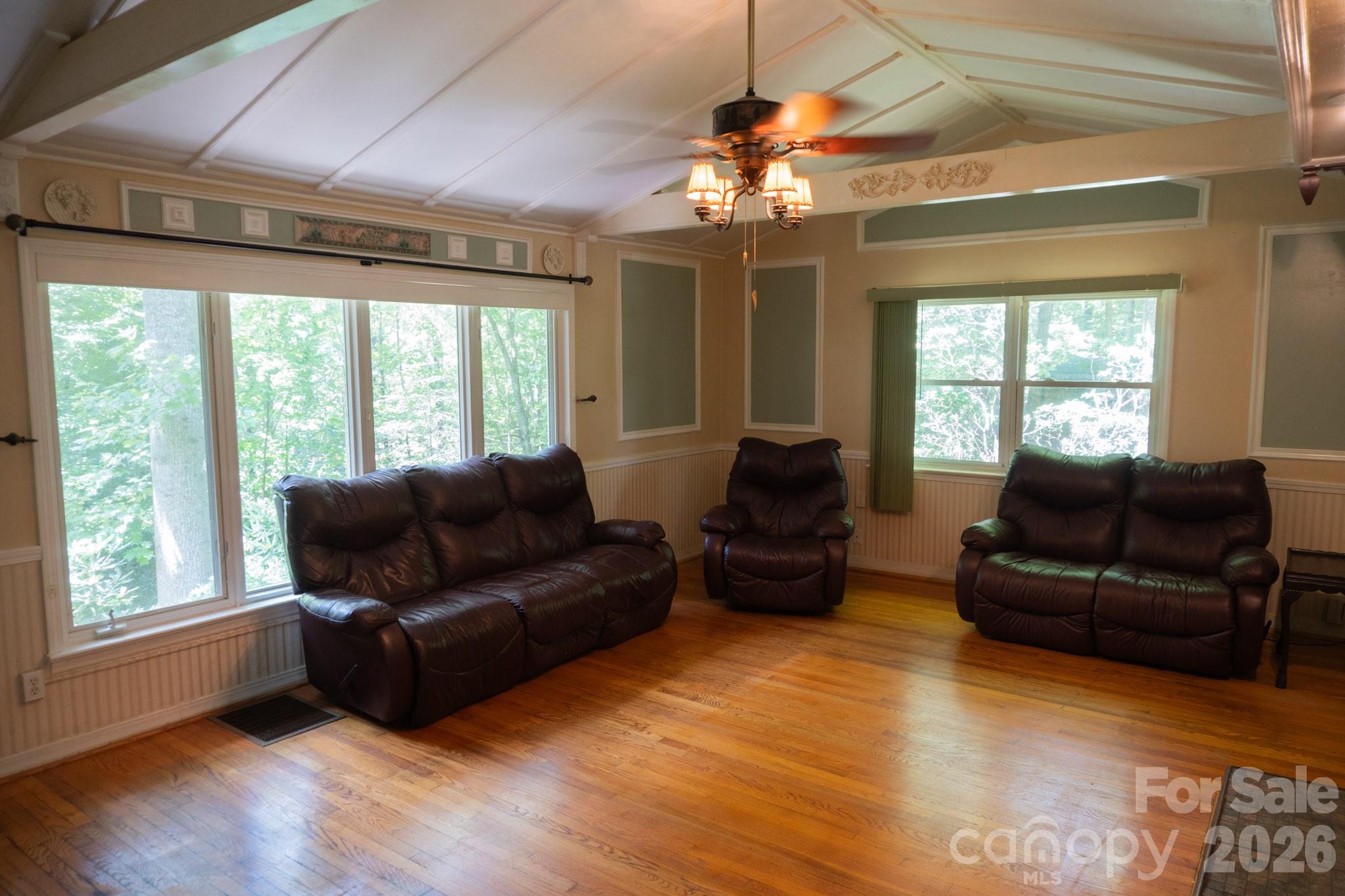 104 Ash Drive Property Photo 18