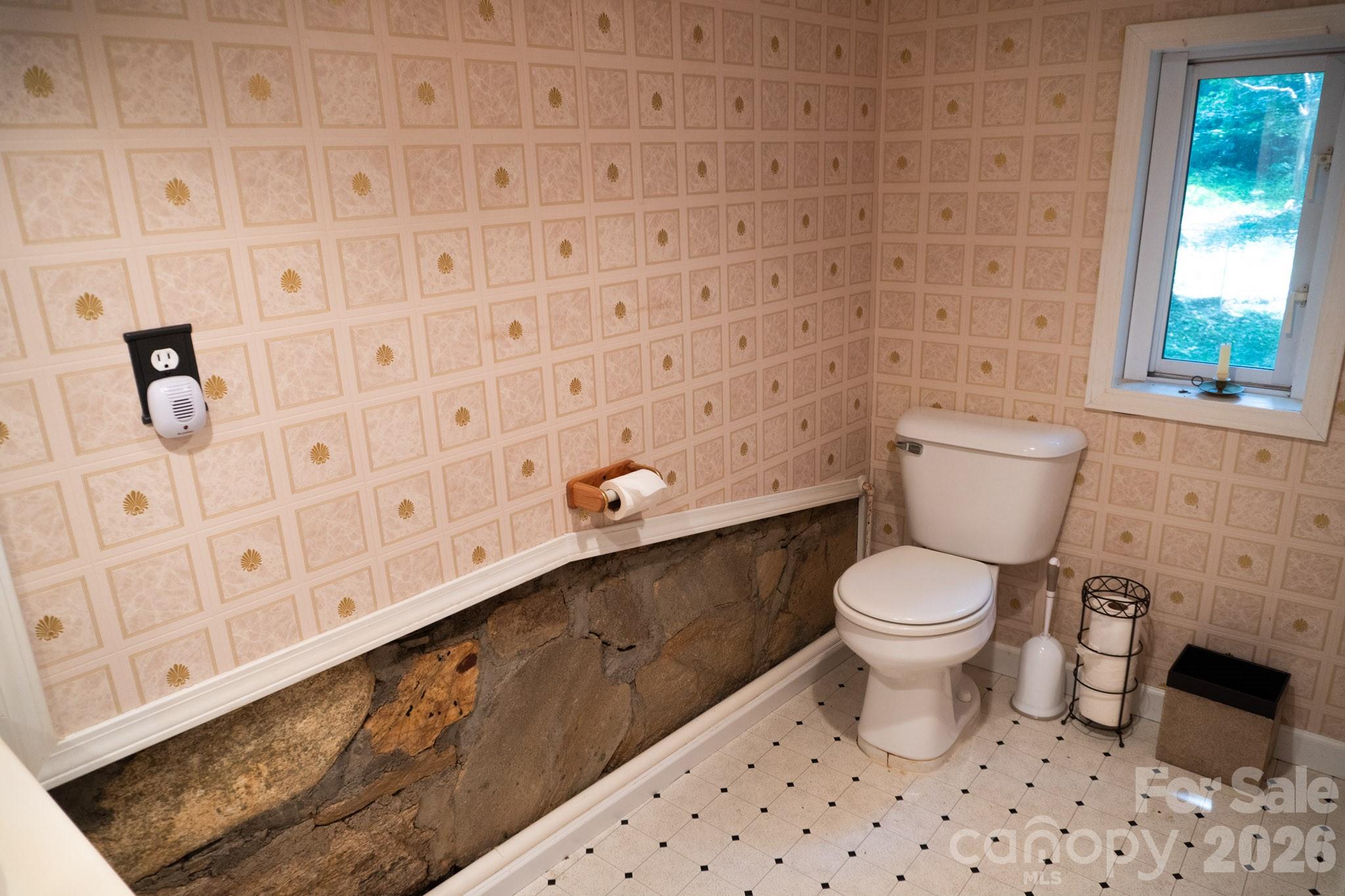 104 Ash Drive Property Photo 39