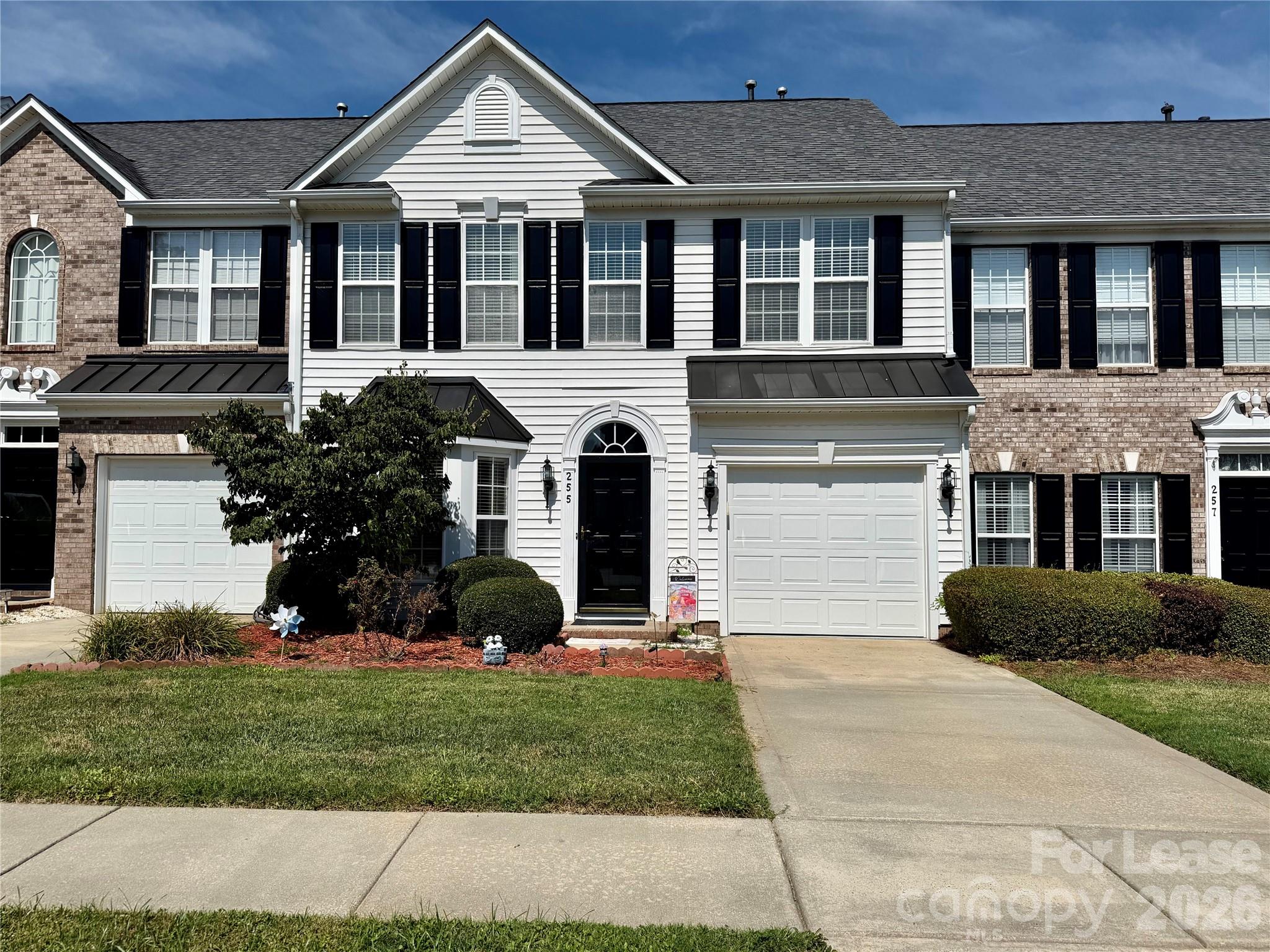 255 Horizon Circle Property Photo 1