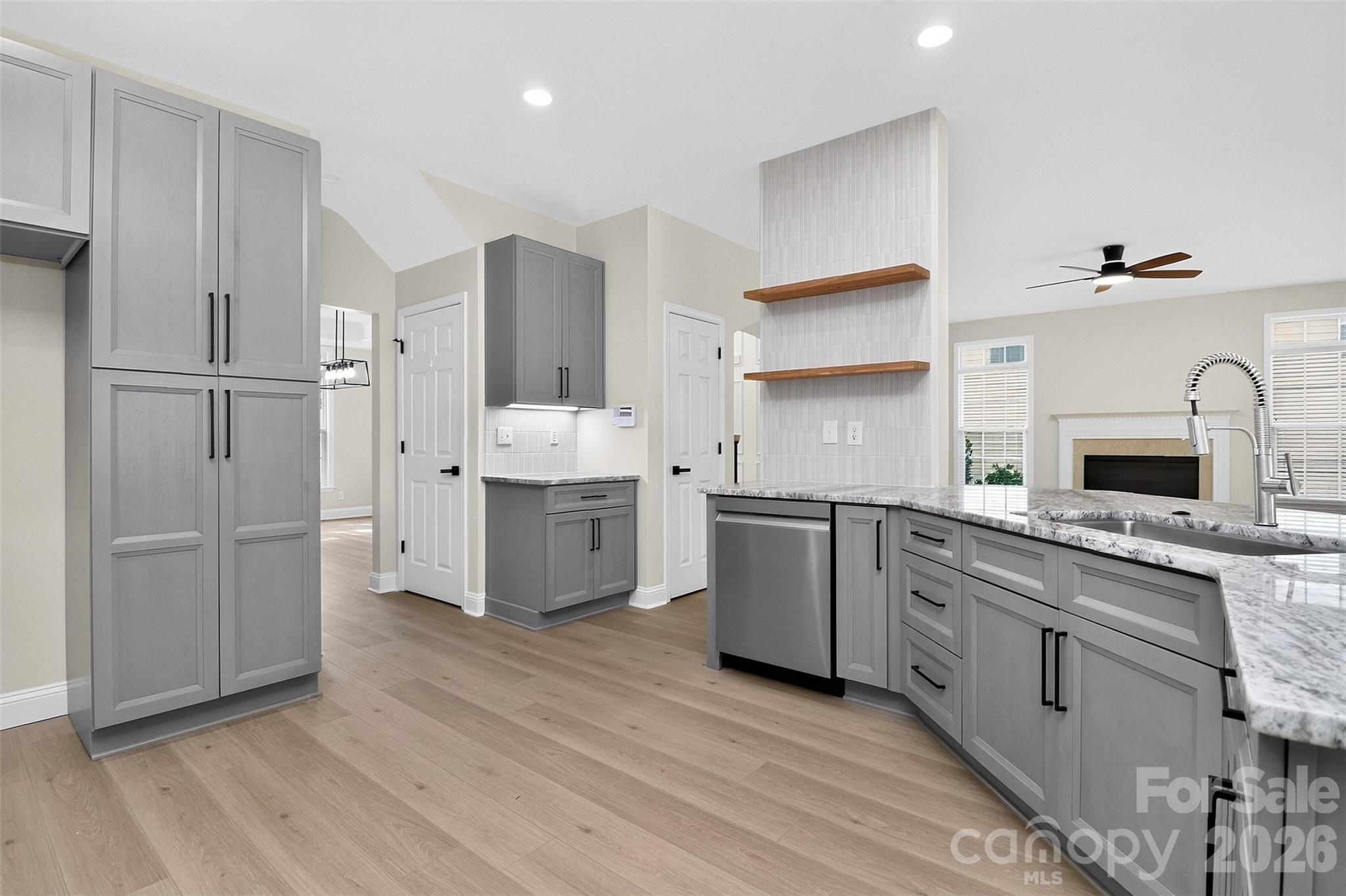 15311 Marsh Field Court Property Photo 7