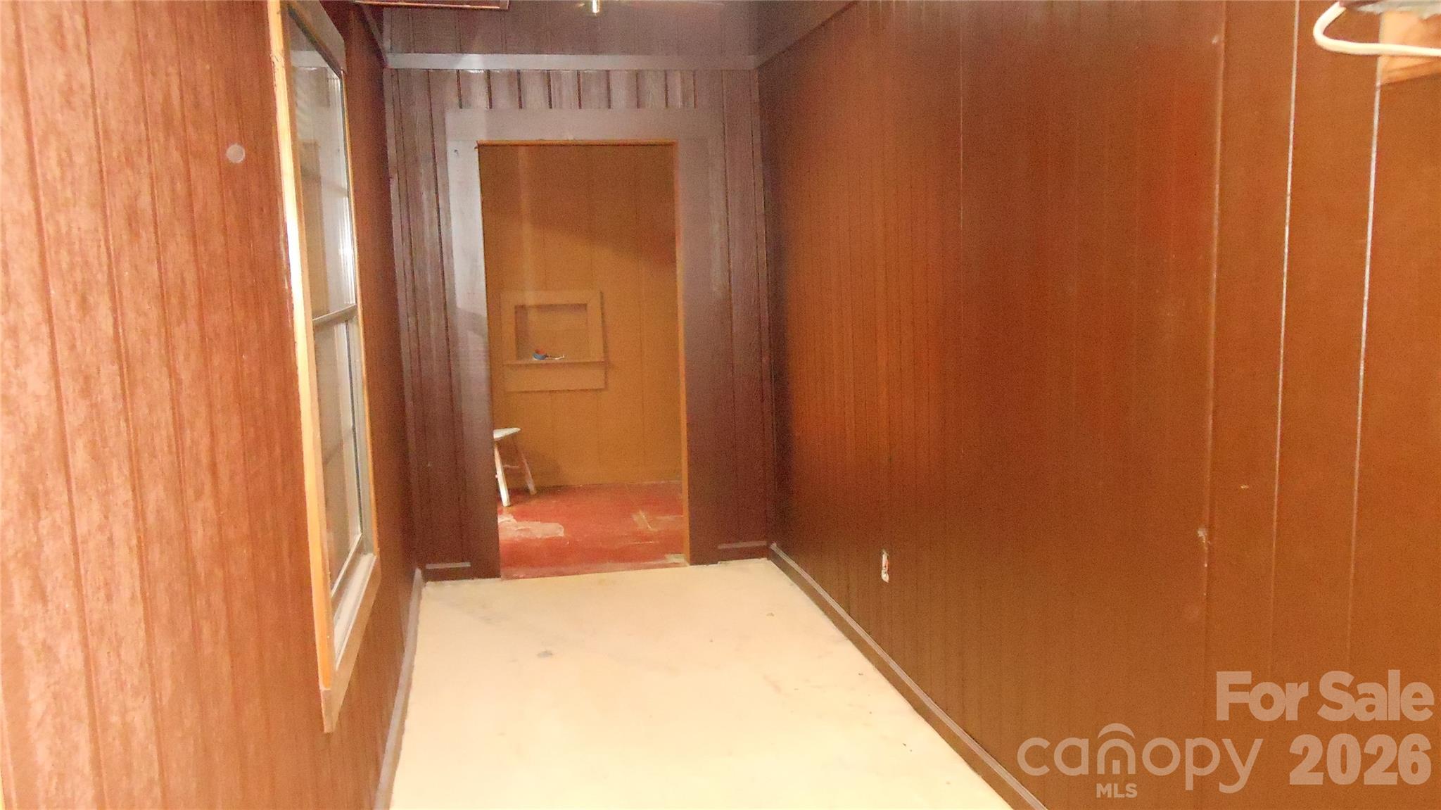 1553 S Battleground Avenue Property Photo 9