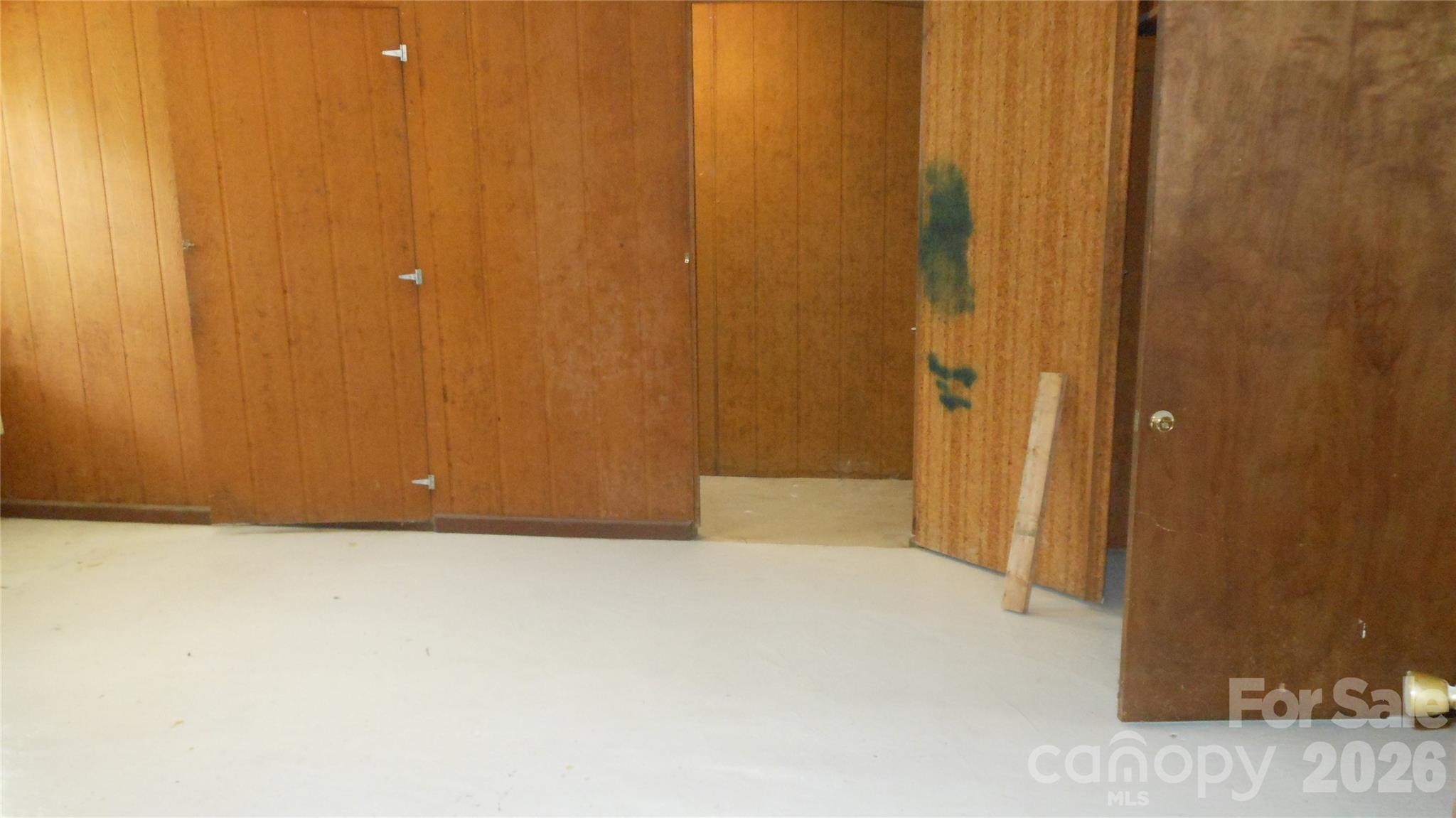 1553 S Battleground Avenue Property Photo 13