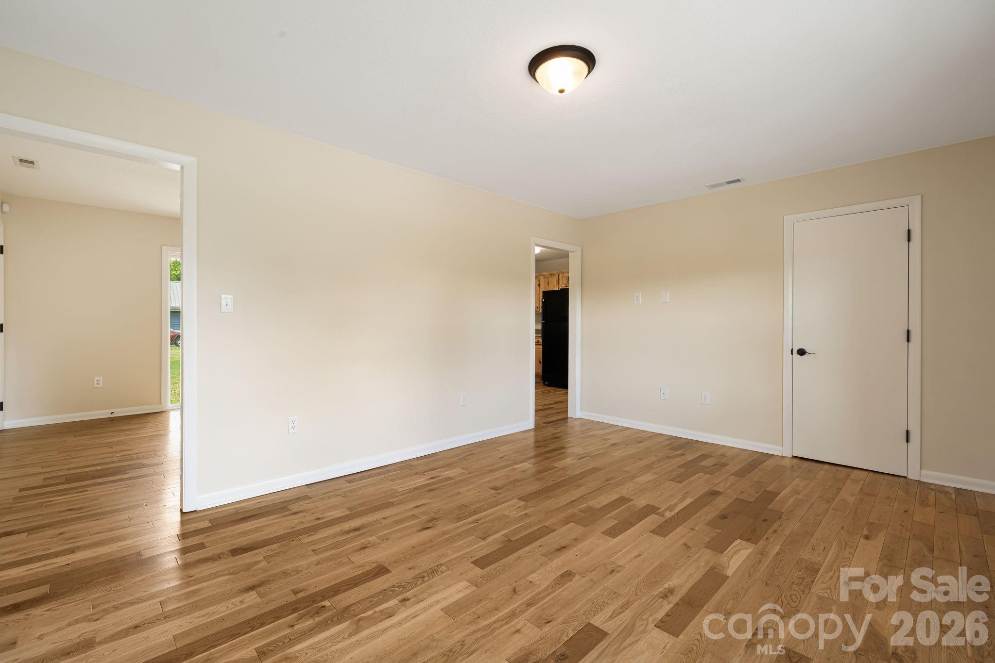 490 Ecusta Road Property Photo 8